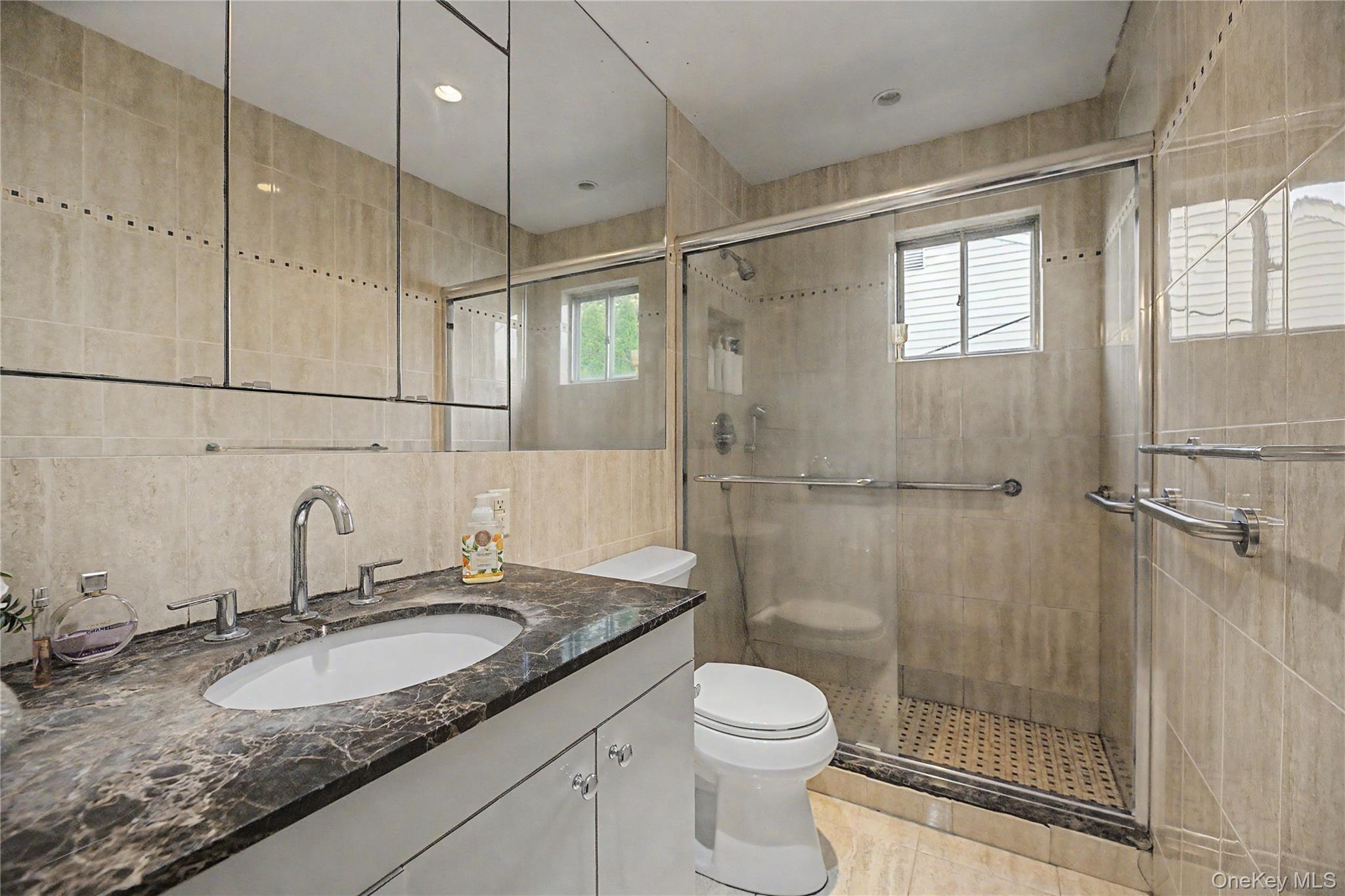6 Westwind Road – For Rent photo 18