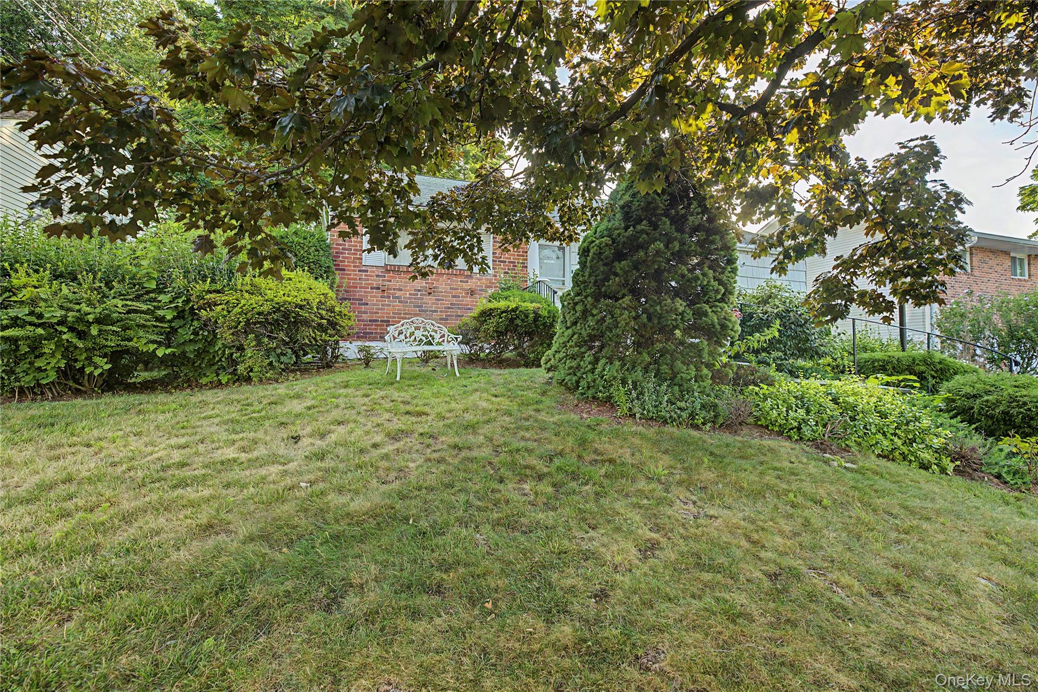 6 Westwind Road – For Rent photo 2
