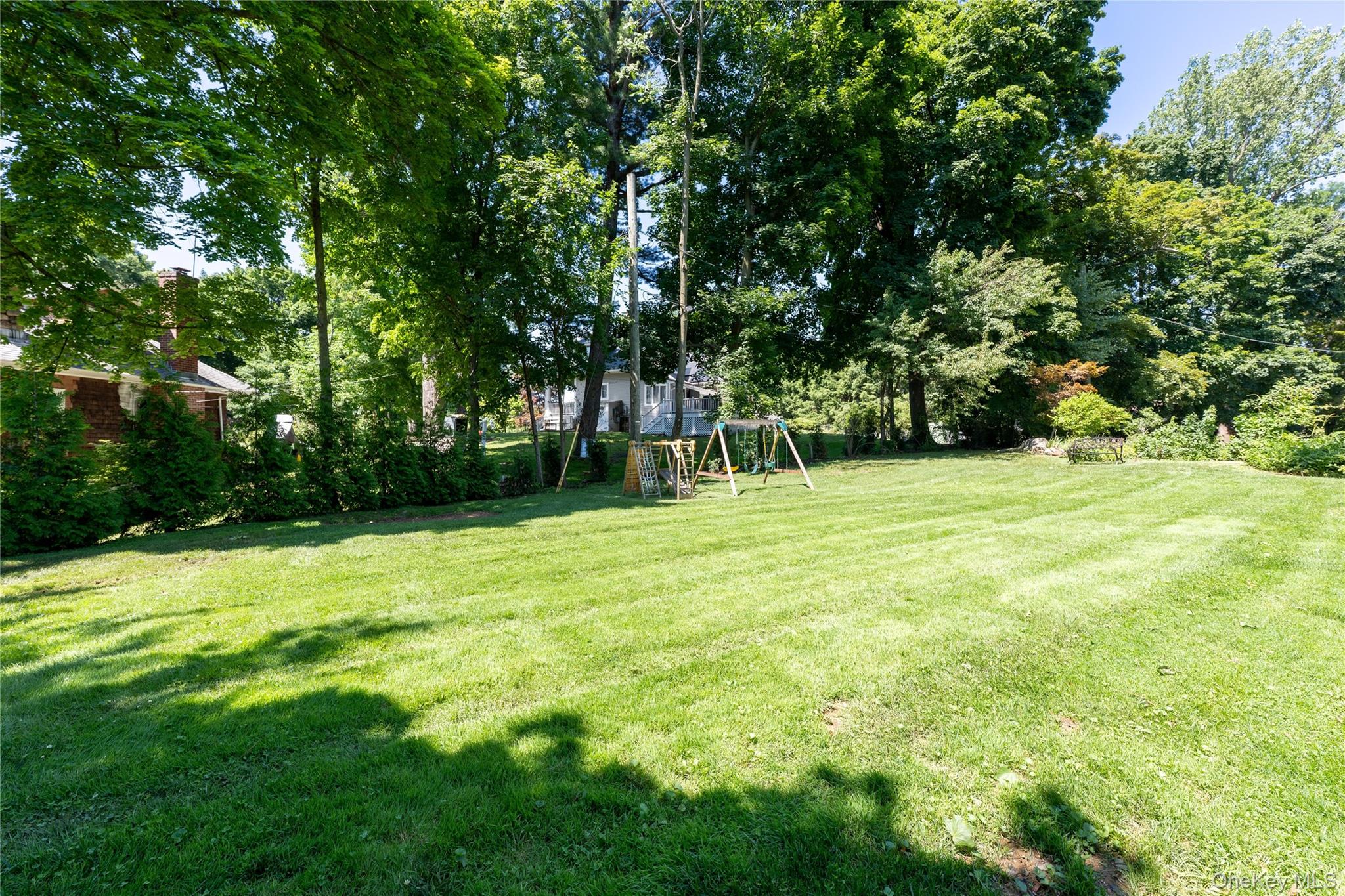 14 Crescent Drive S – For Sale photo 40