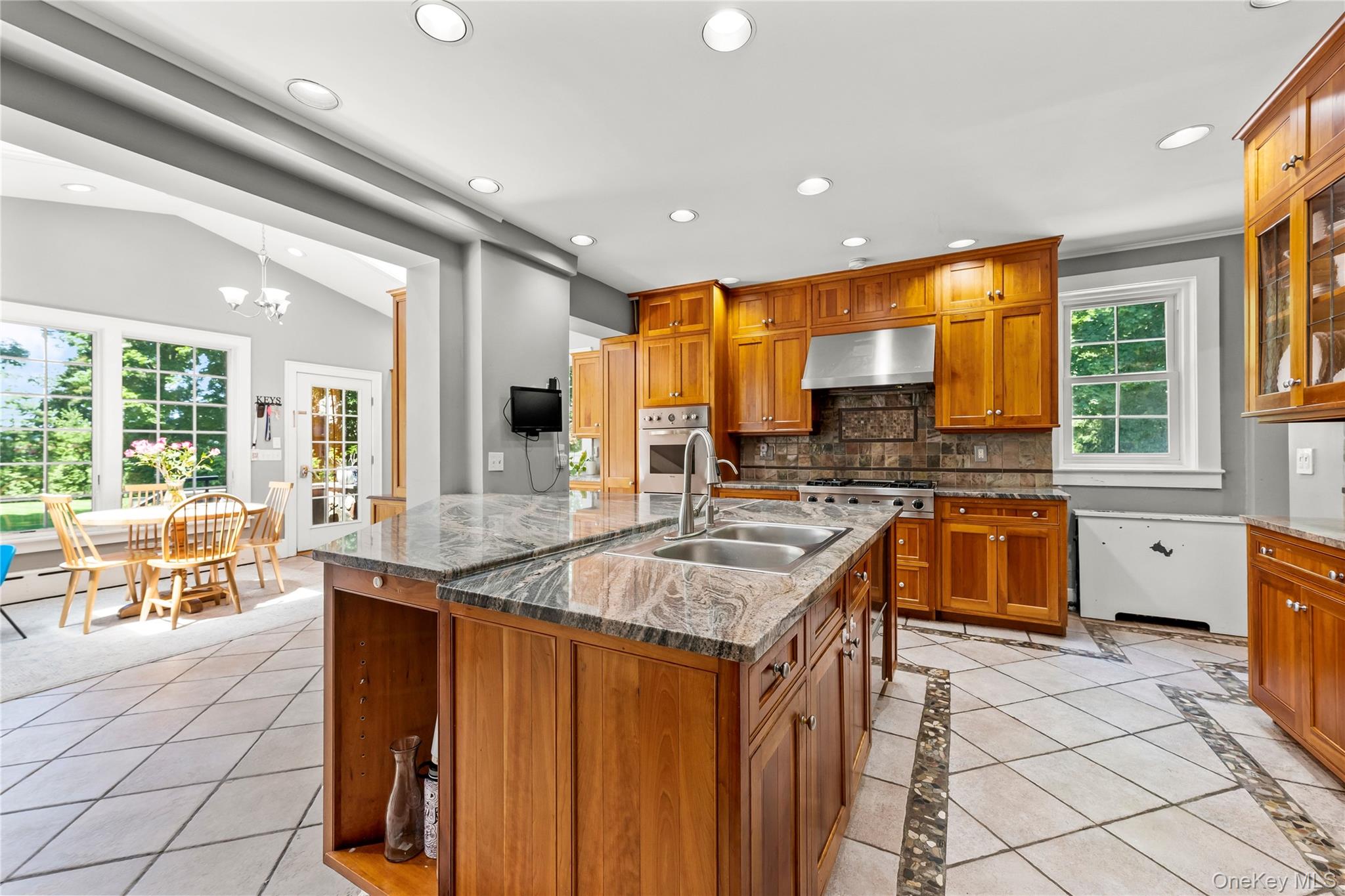 14 Crescent Drive S – For Sale photo 15