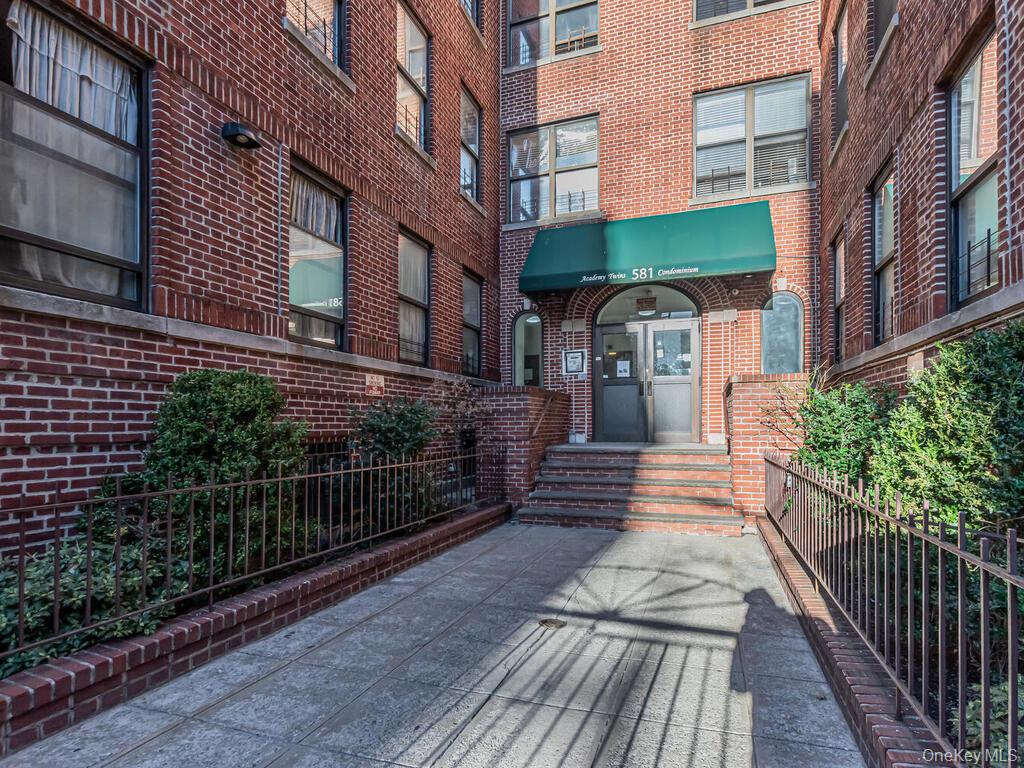 581 Academy Street, Unit GLE photo 13