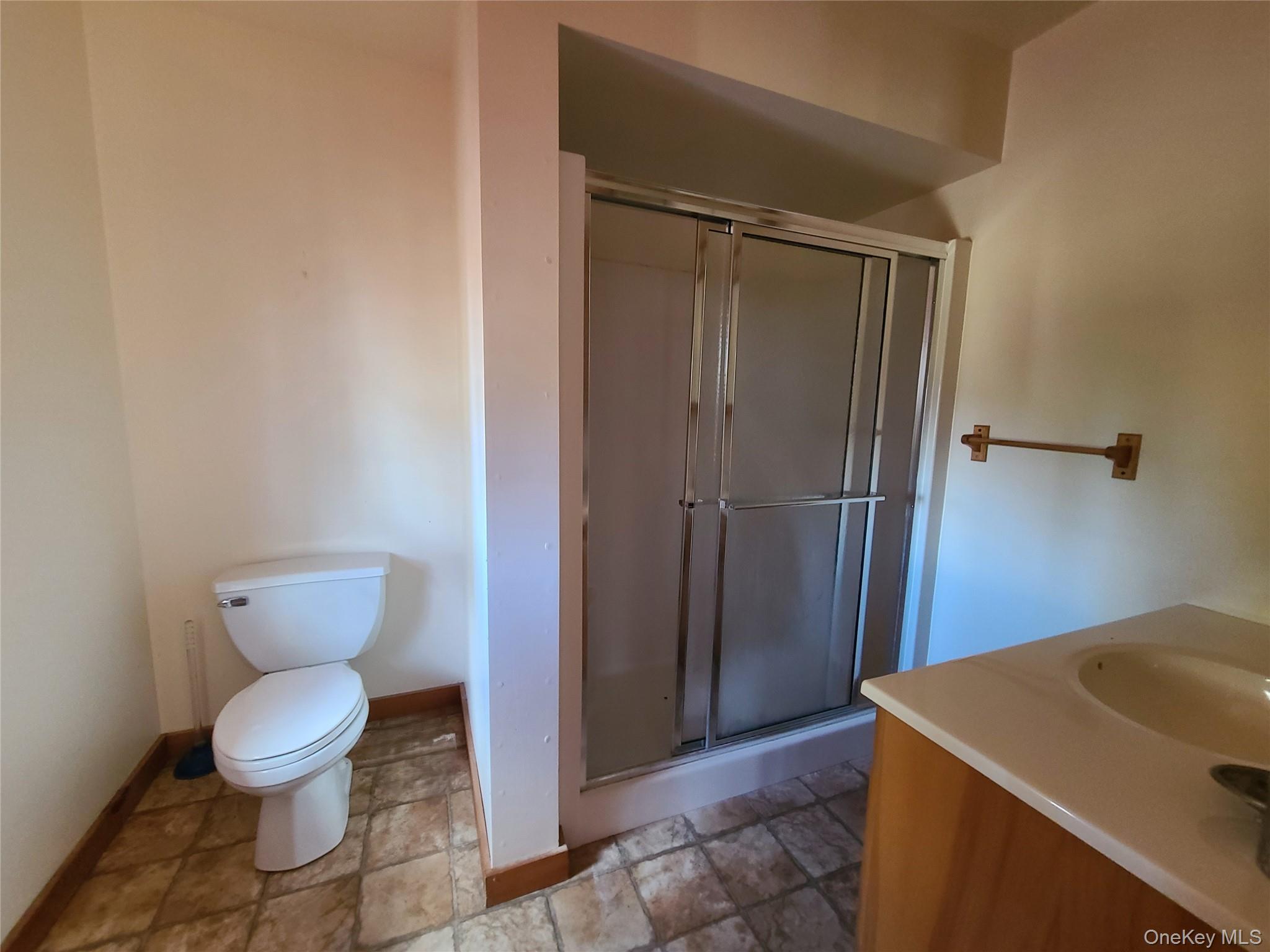 118 Hilltop Road – For Sale photo 35