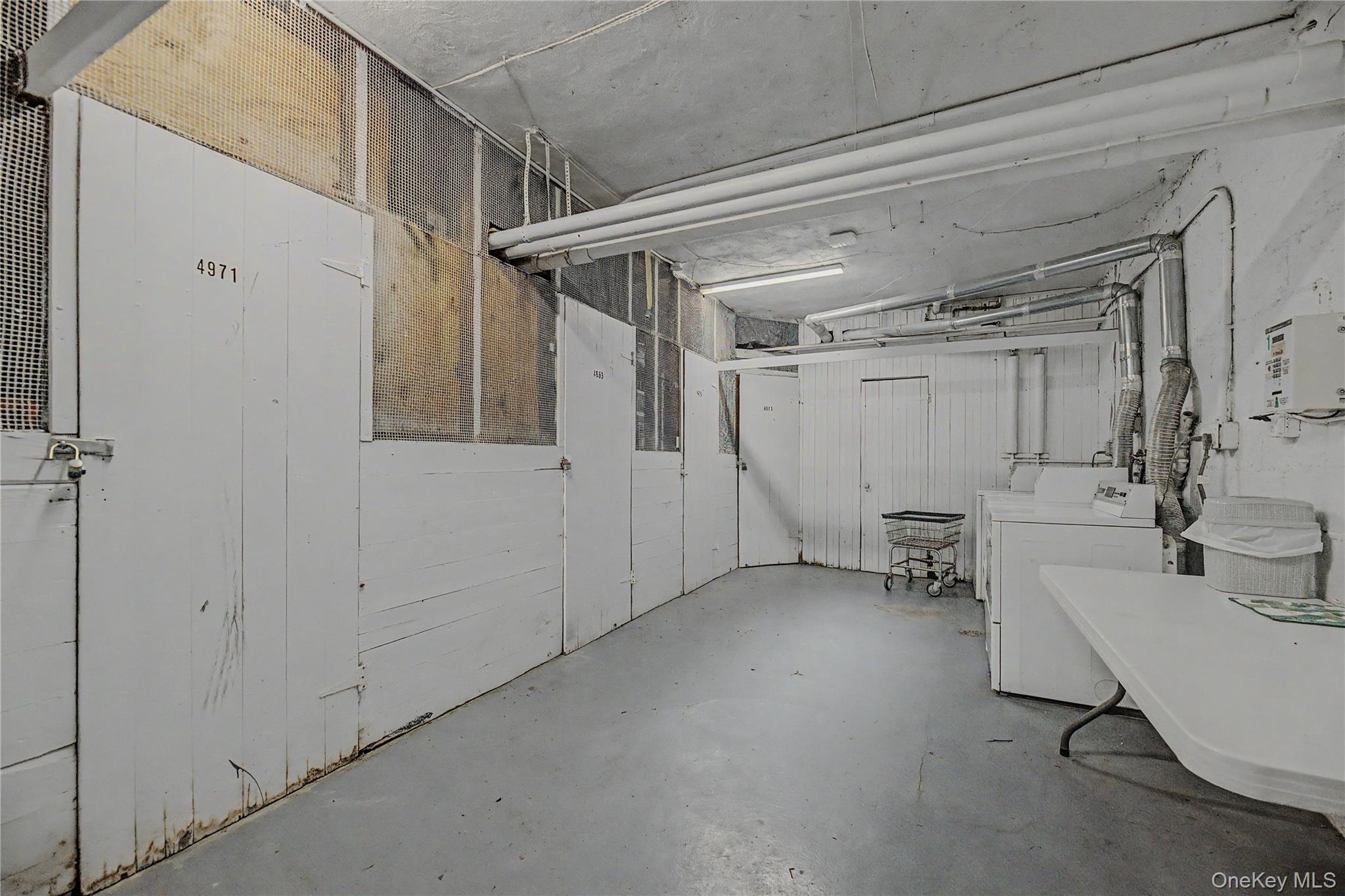 4971 Henry Hudson Parkway W, Unit 4971 photo 23