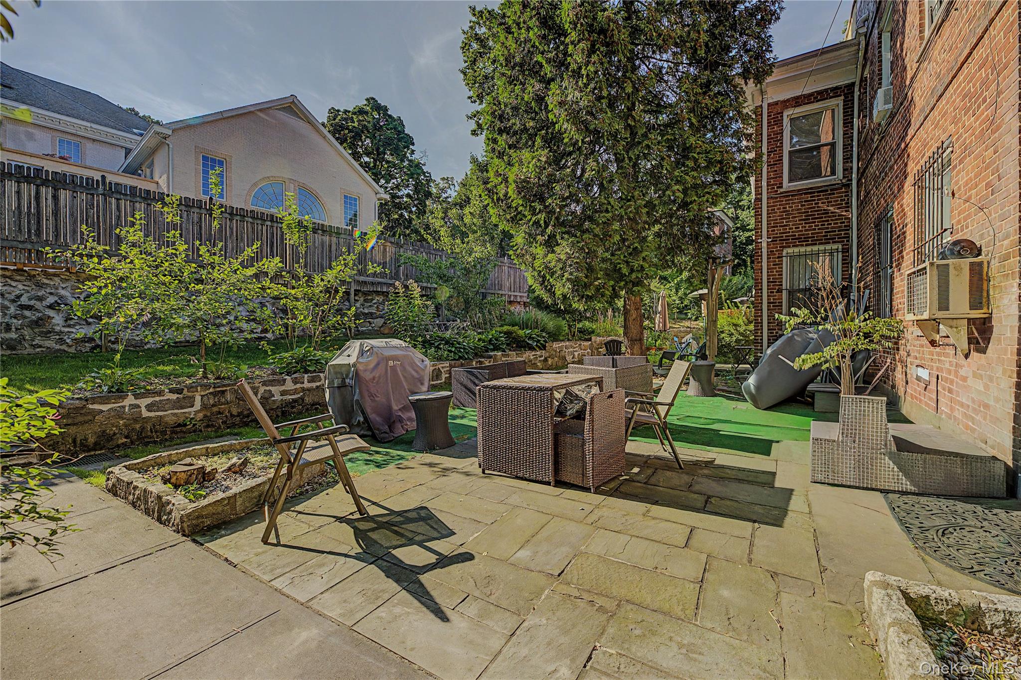 4971 Henry Hudson Parkway W, Unit 4971 photo 3