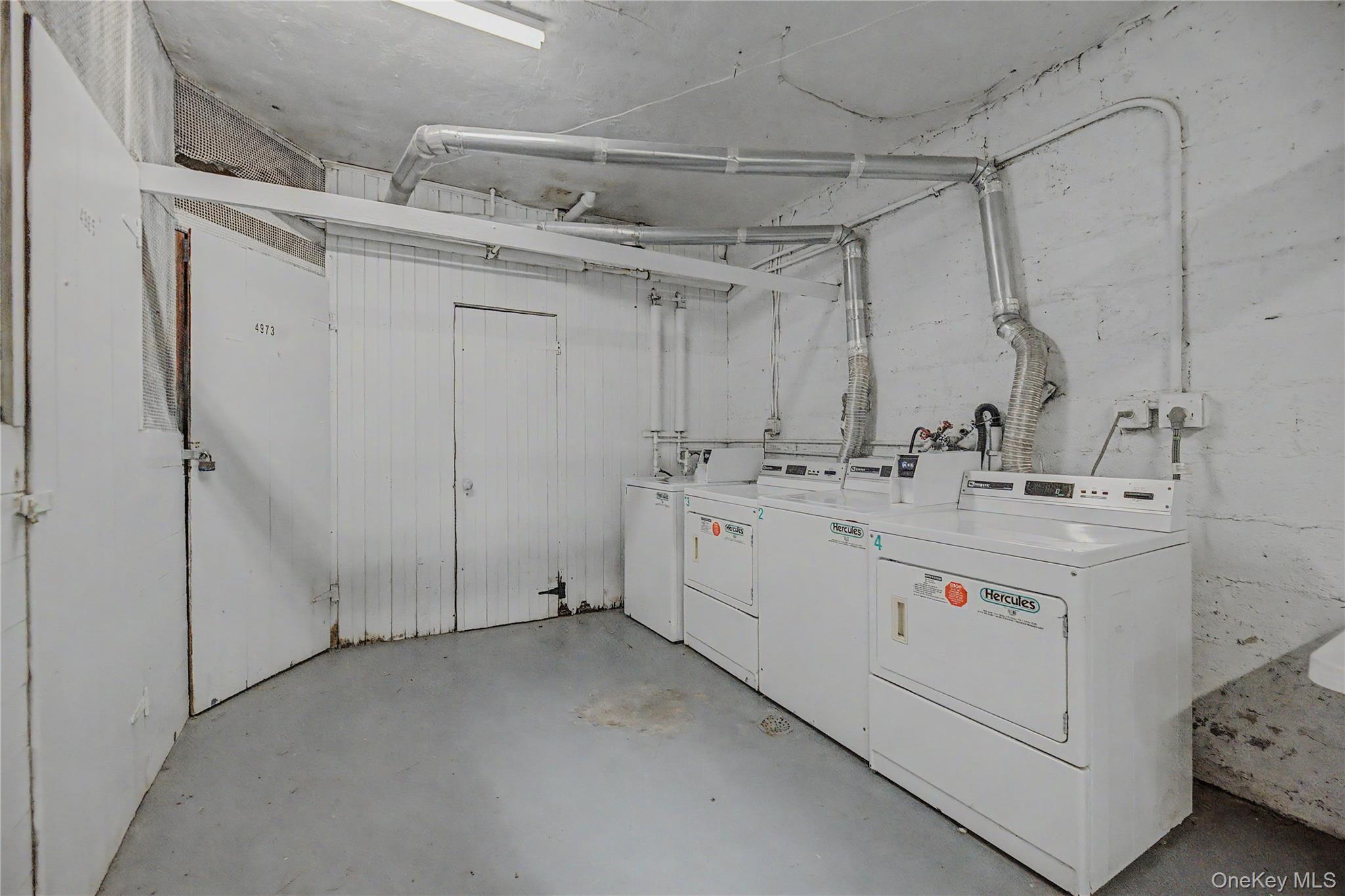 4971 Henry Hudson Parkway W, Unit 4971 photo 22