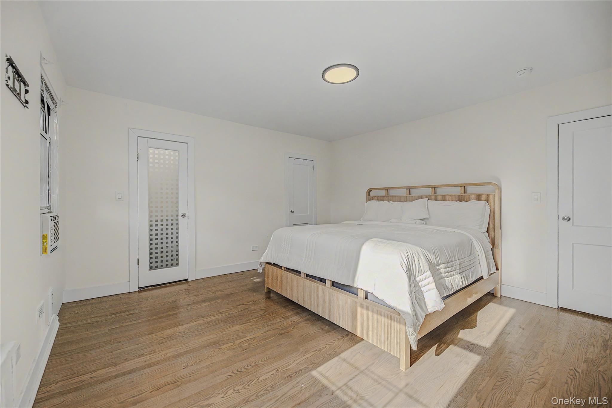 4971 Henry Hudson Parkway W, Unit 4971 photo 10