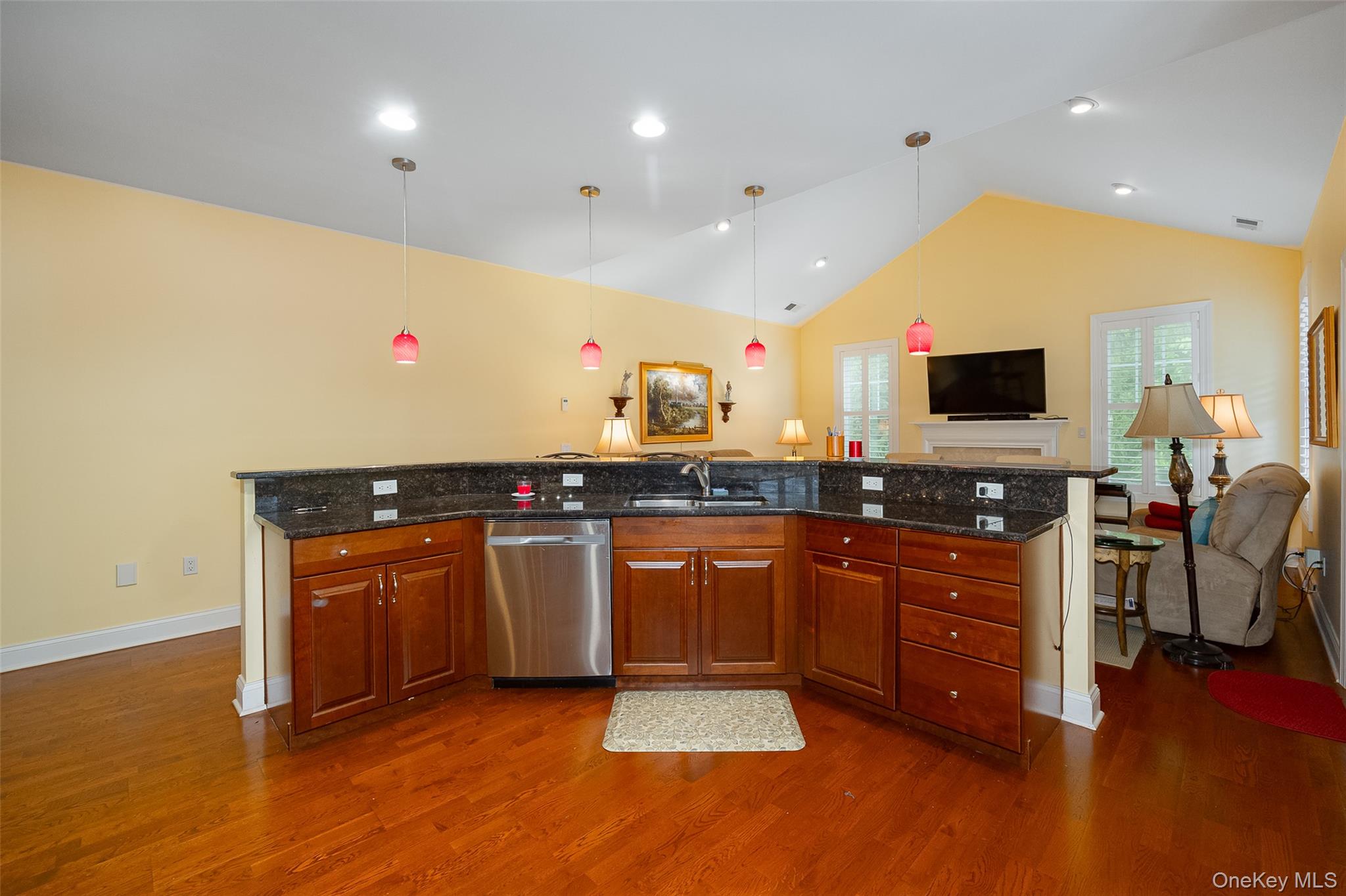 5 Maggie May Way – For Sale photo 19