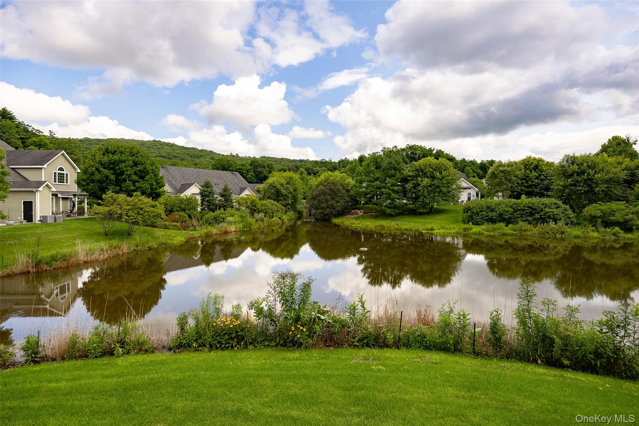 5 Maggie May Way – For Sale photo 30