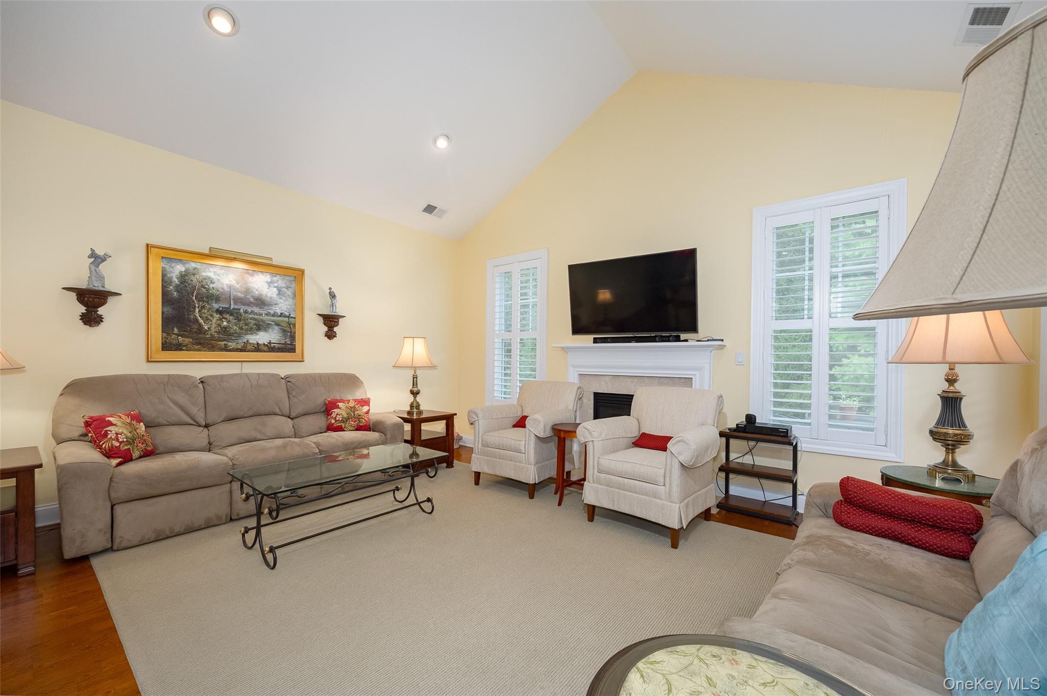 5 Maggie May Way – For Sale photo 16