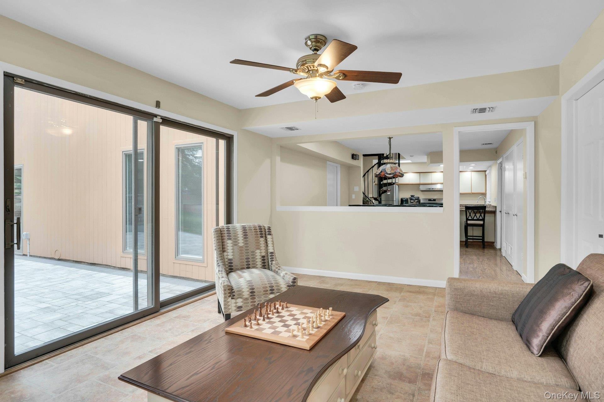 764 Vanderbilt Parkway – For Sale photo 23