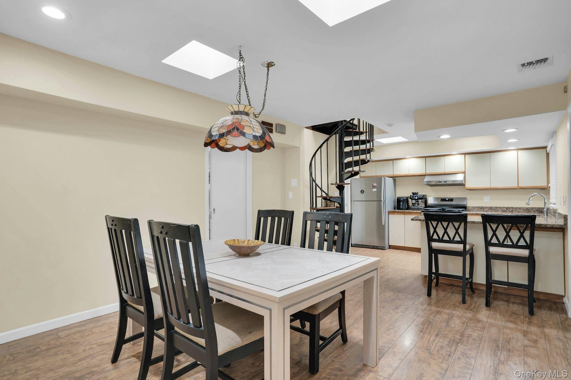 764 Vanderbilt Parkway – For Sale photo 19