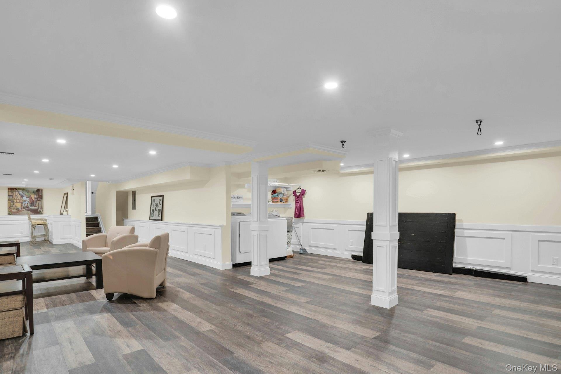 764 Vanderbilt Parkway – For Sale photo 49