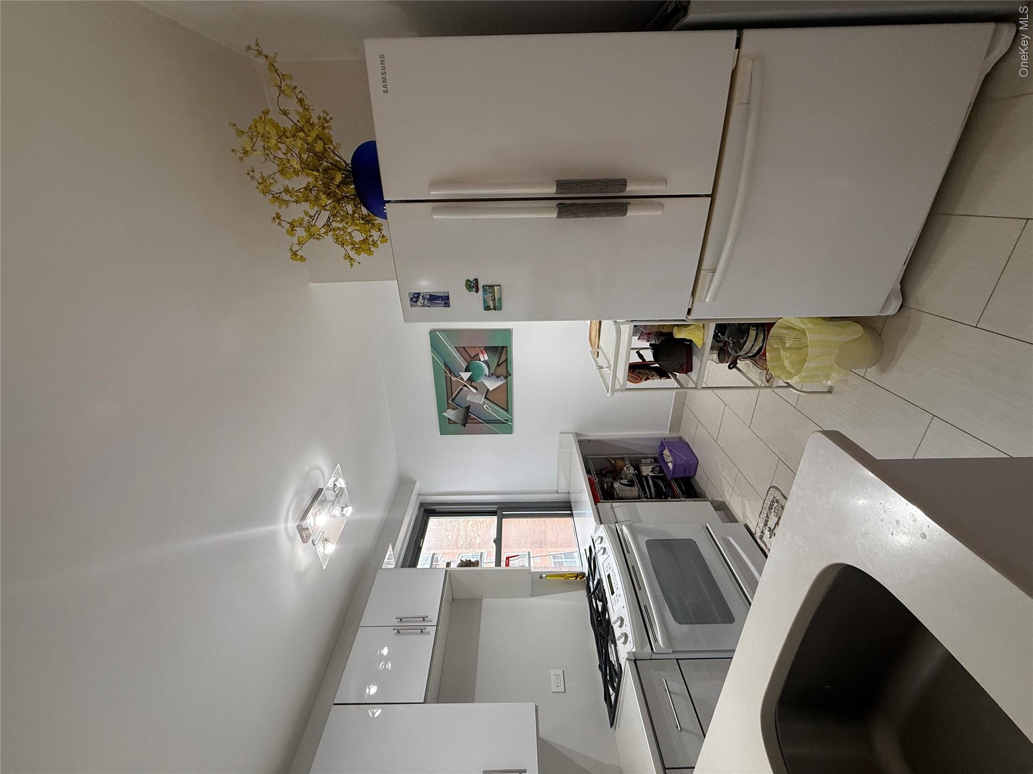 61-20 Grand Central Parkway, Unit B 1101 photo 20