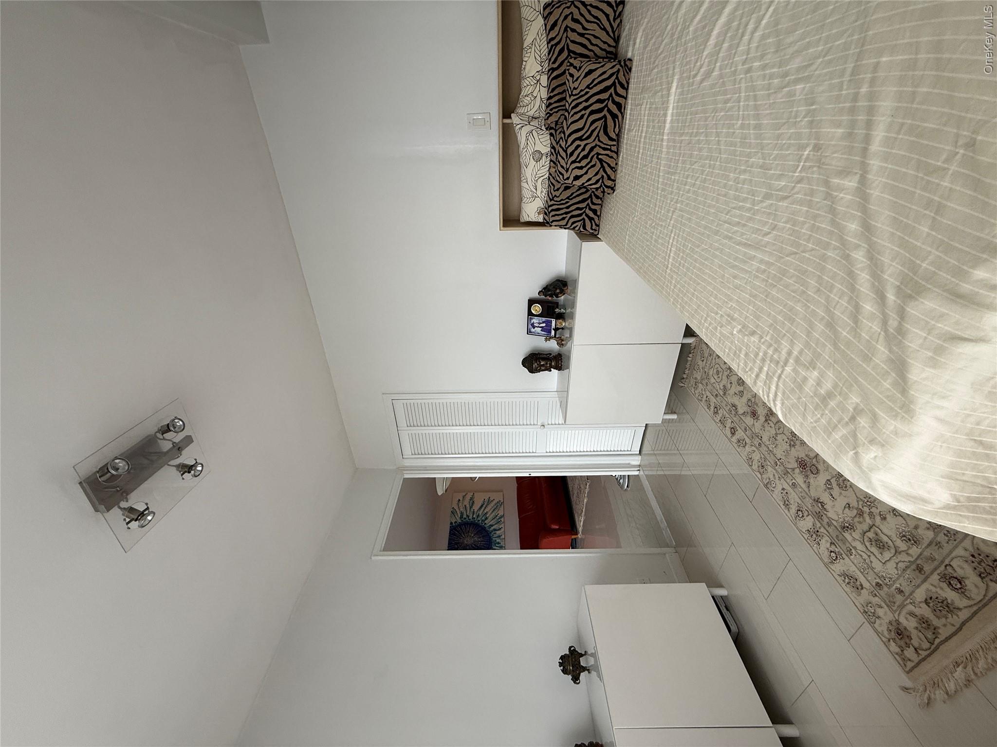 61-20 Grand Central Parkway, Unit B 1101 photo 16
