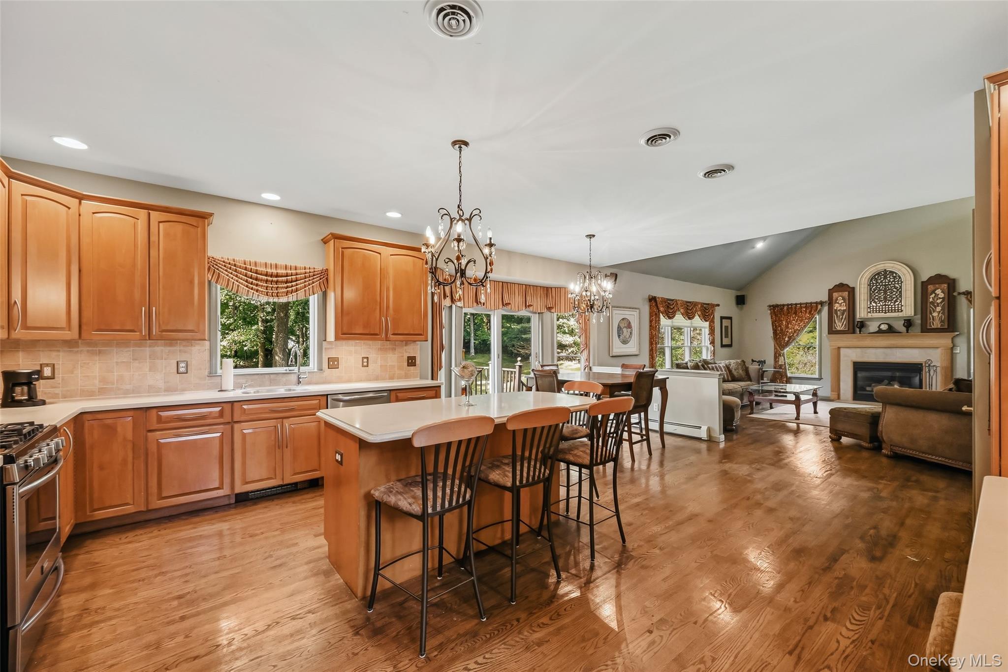 48 Greenwich Avenue – For Sale photo 18