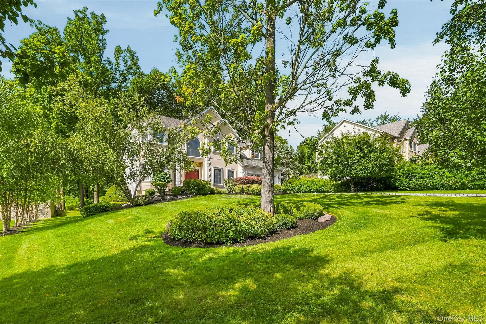 48 Greenwich Avenue – For Sale photo 4