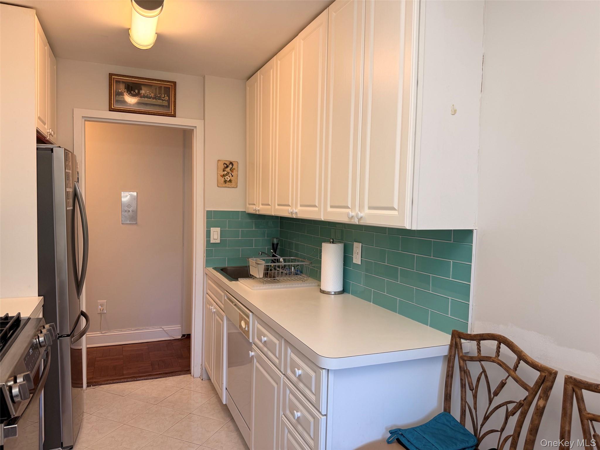 499 N Broadway, Unit 5L photo 12