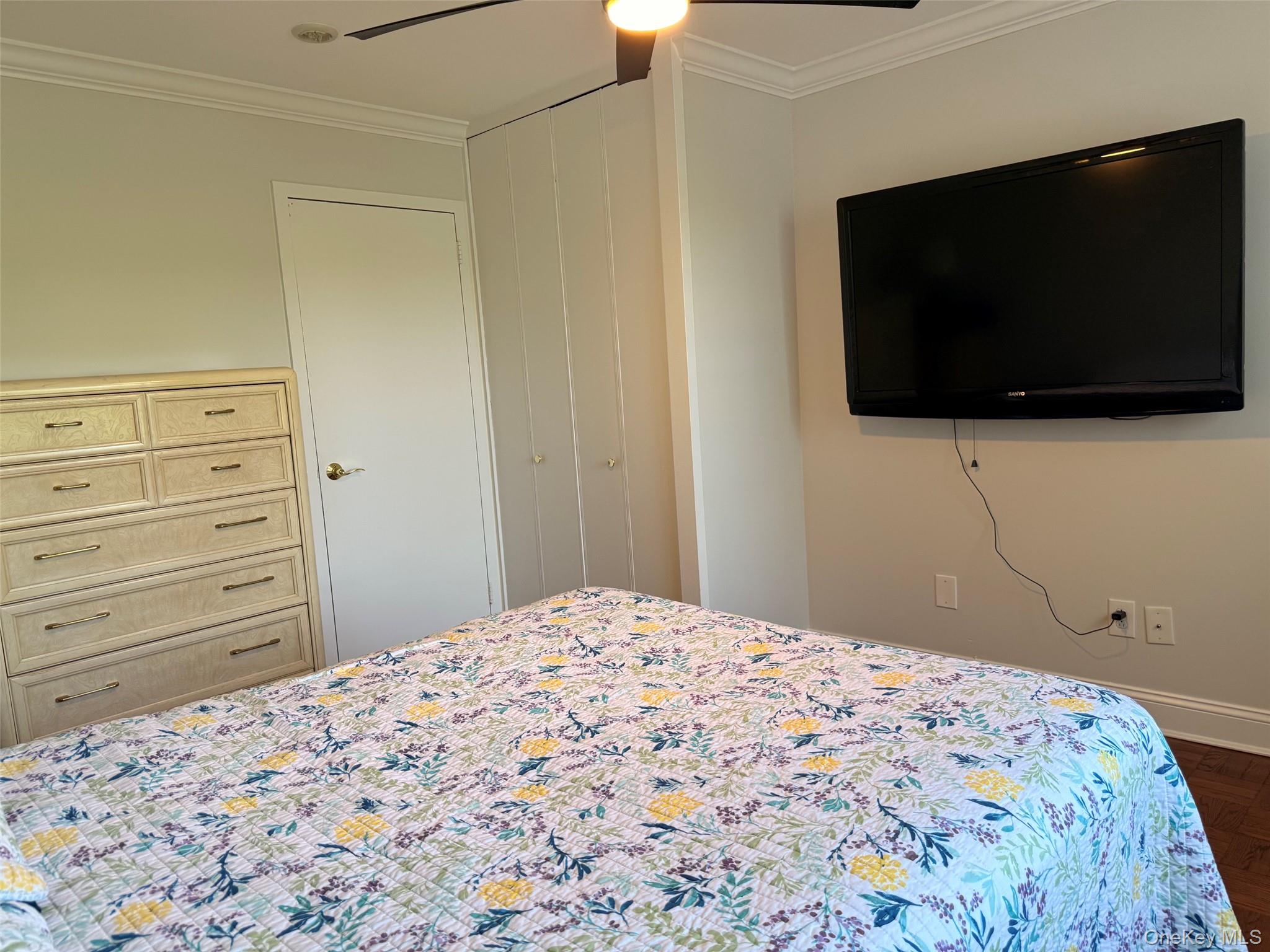 499 N Broadway, Unit 5L photo 15
