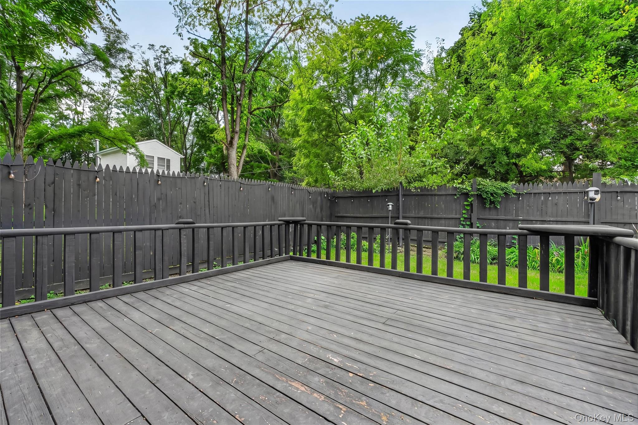 30 GLENWOOD Avenue – For Sale photo 34