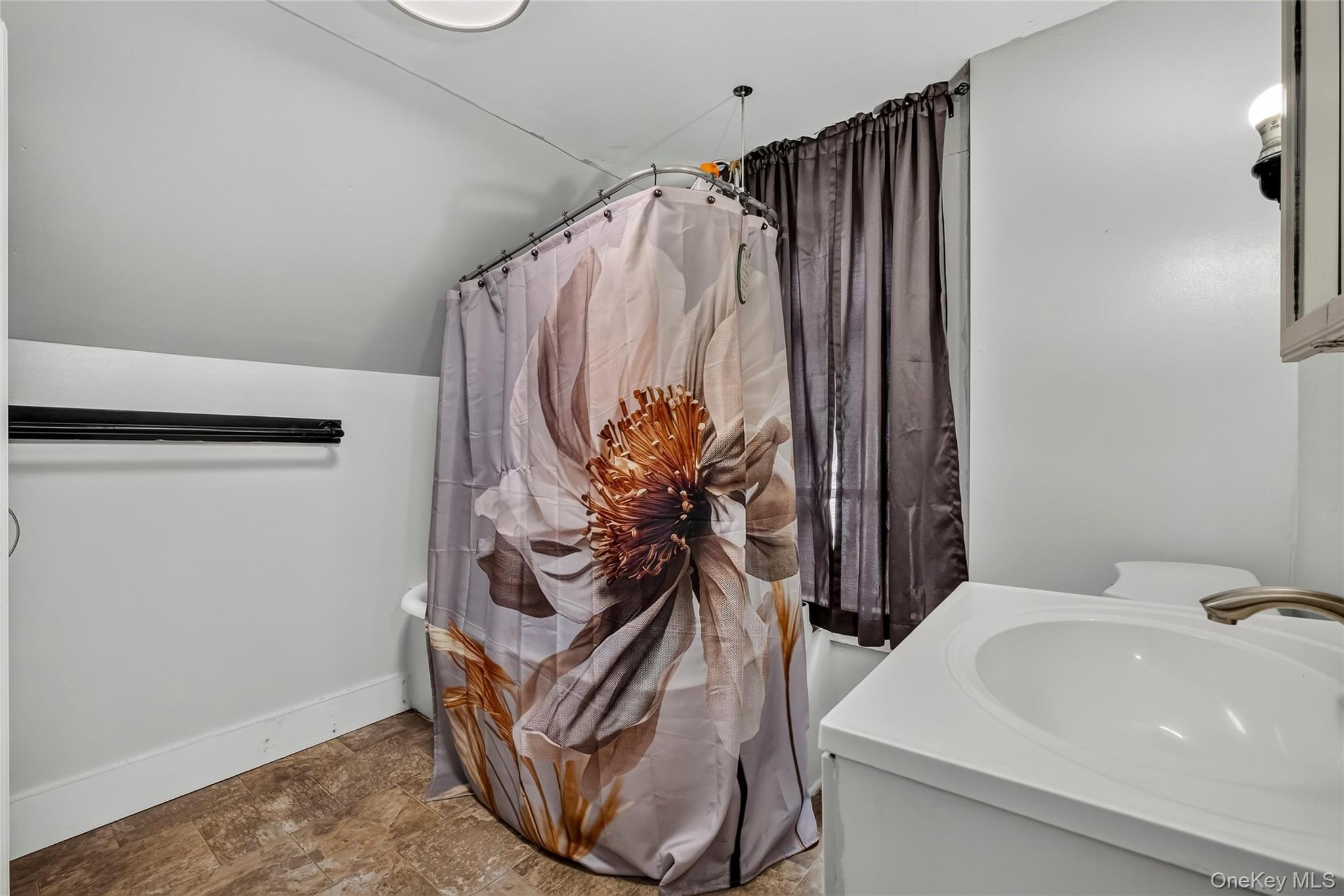 30 GLENWOOD Avenue – For Sale photo 29