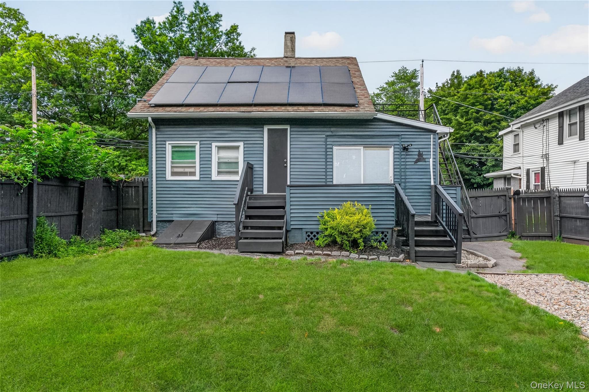 30 GLENWOOD Avenue – For Sale photo 42