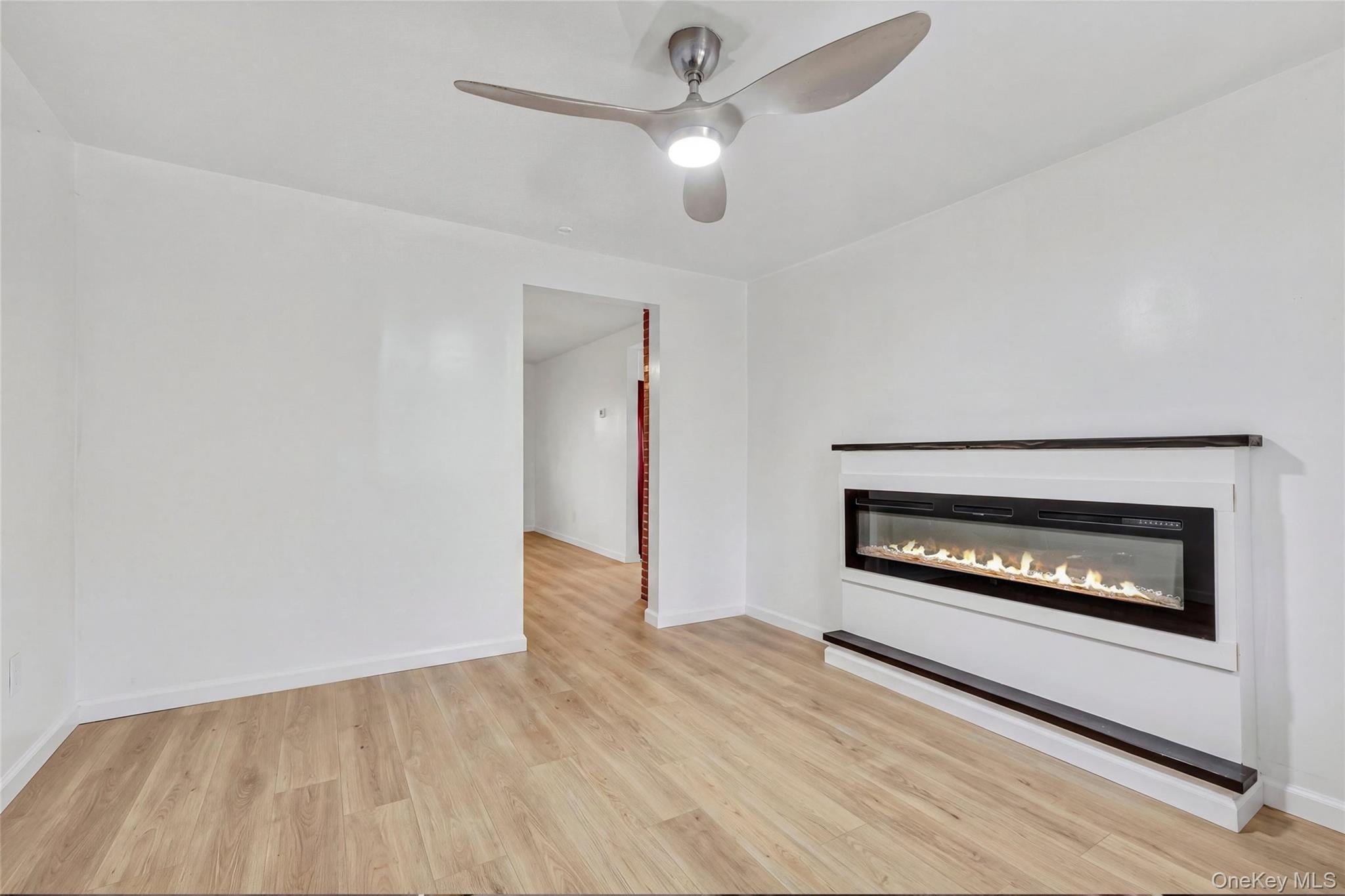 30 GLENWOOD Avenue – For Sale photo 10