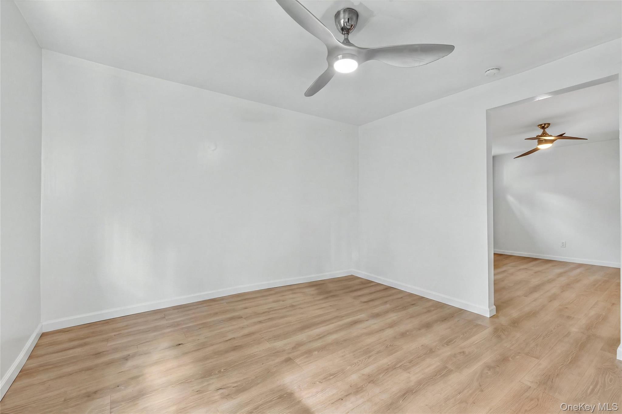 30 GLENWOOD Avenue – For Sale photo 9
