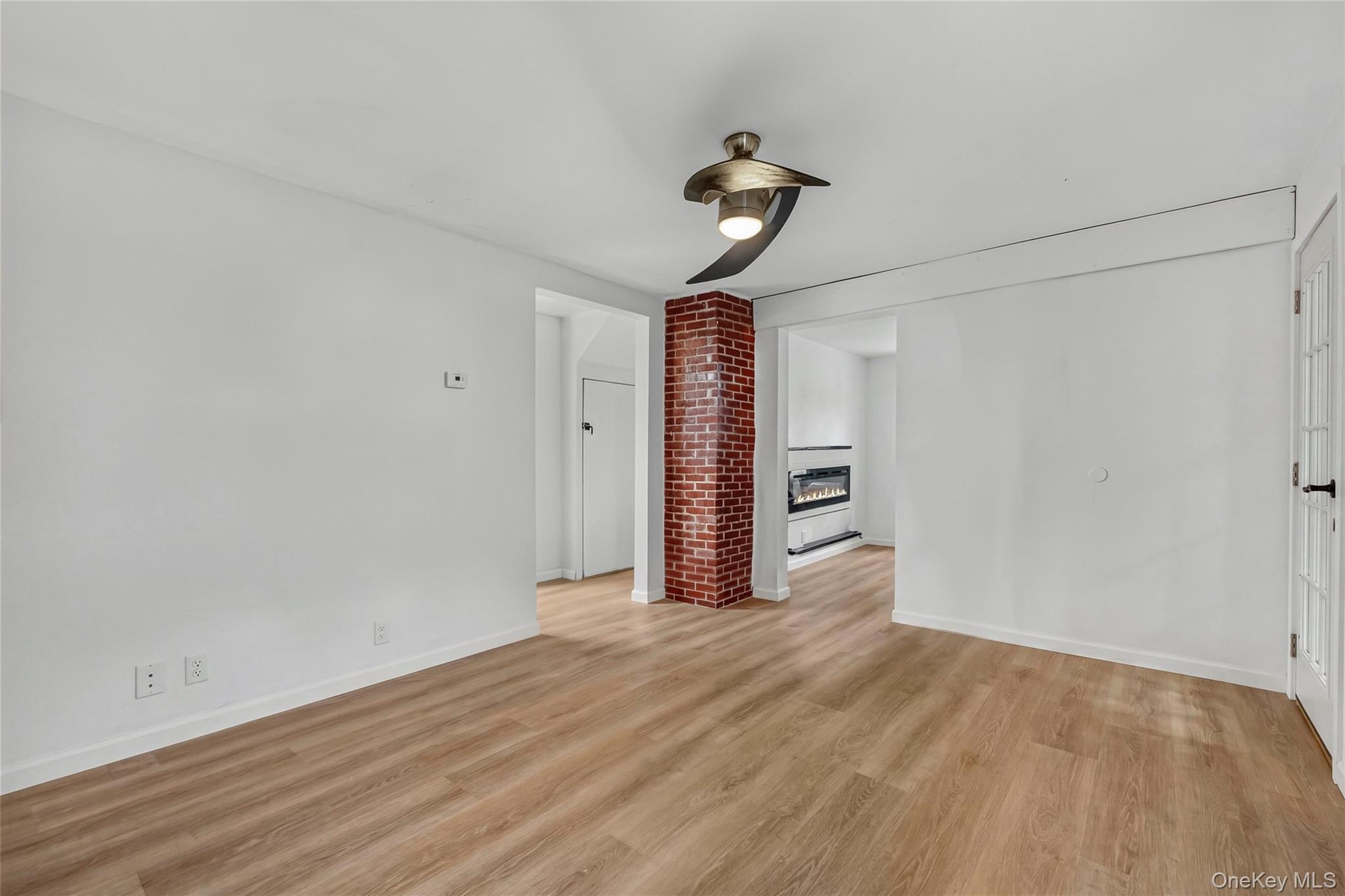 30 GLENWOOD Avenue – For Sale photo 13