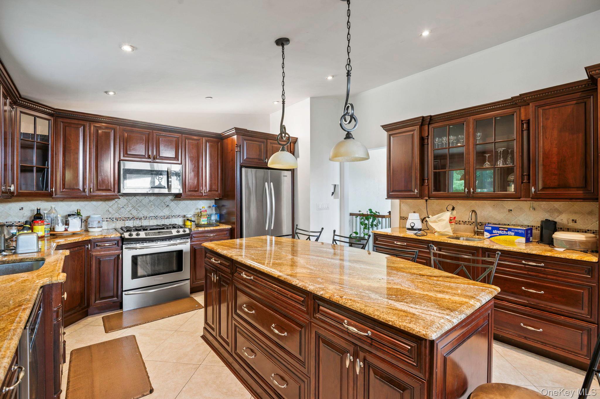25 Ackerman Avenue – For Sale photo 14