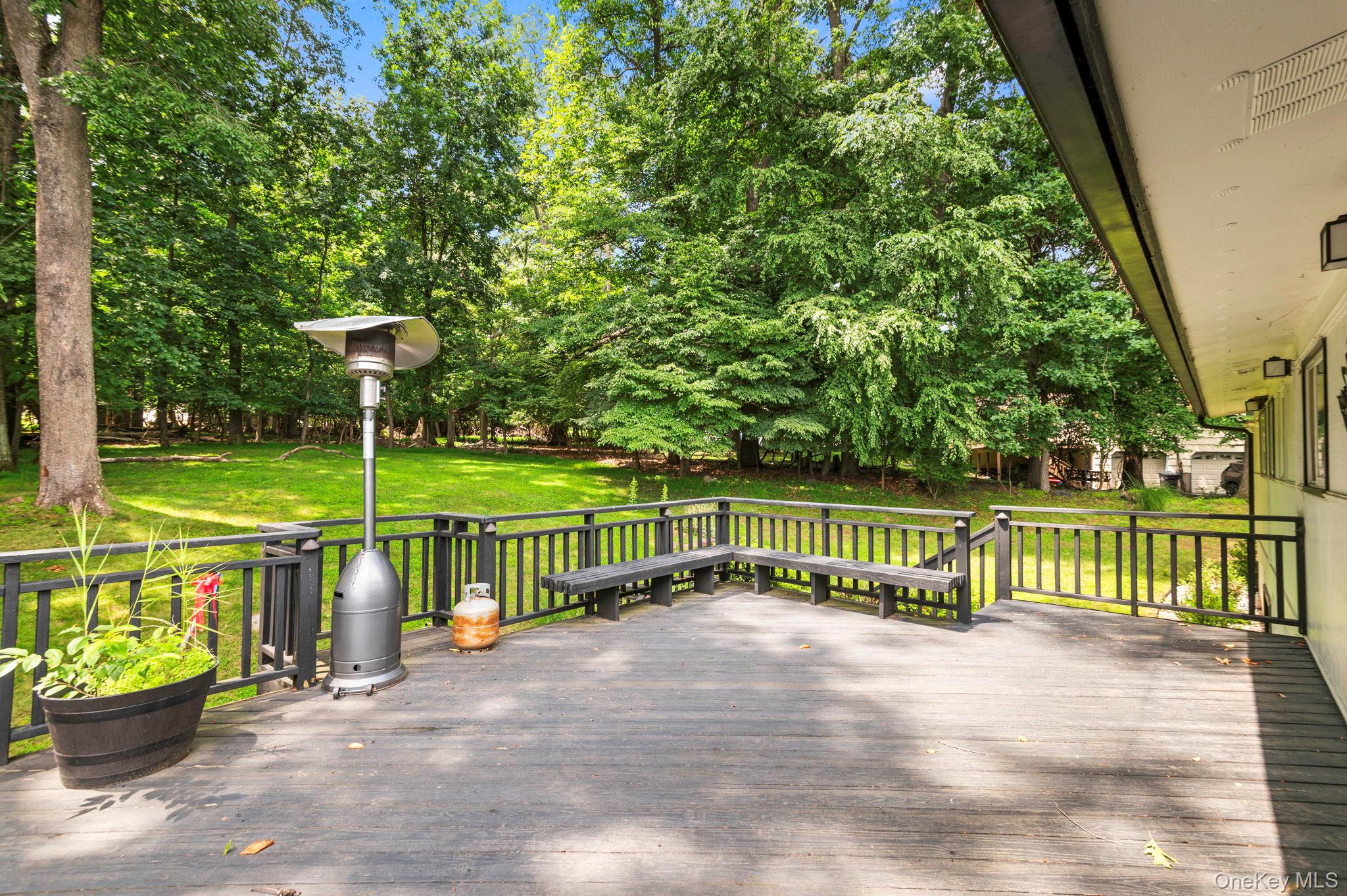 25 Ackerman Avenue – For Sale photo 28