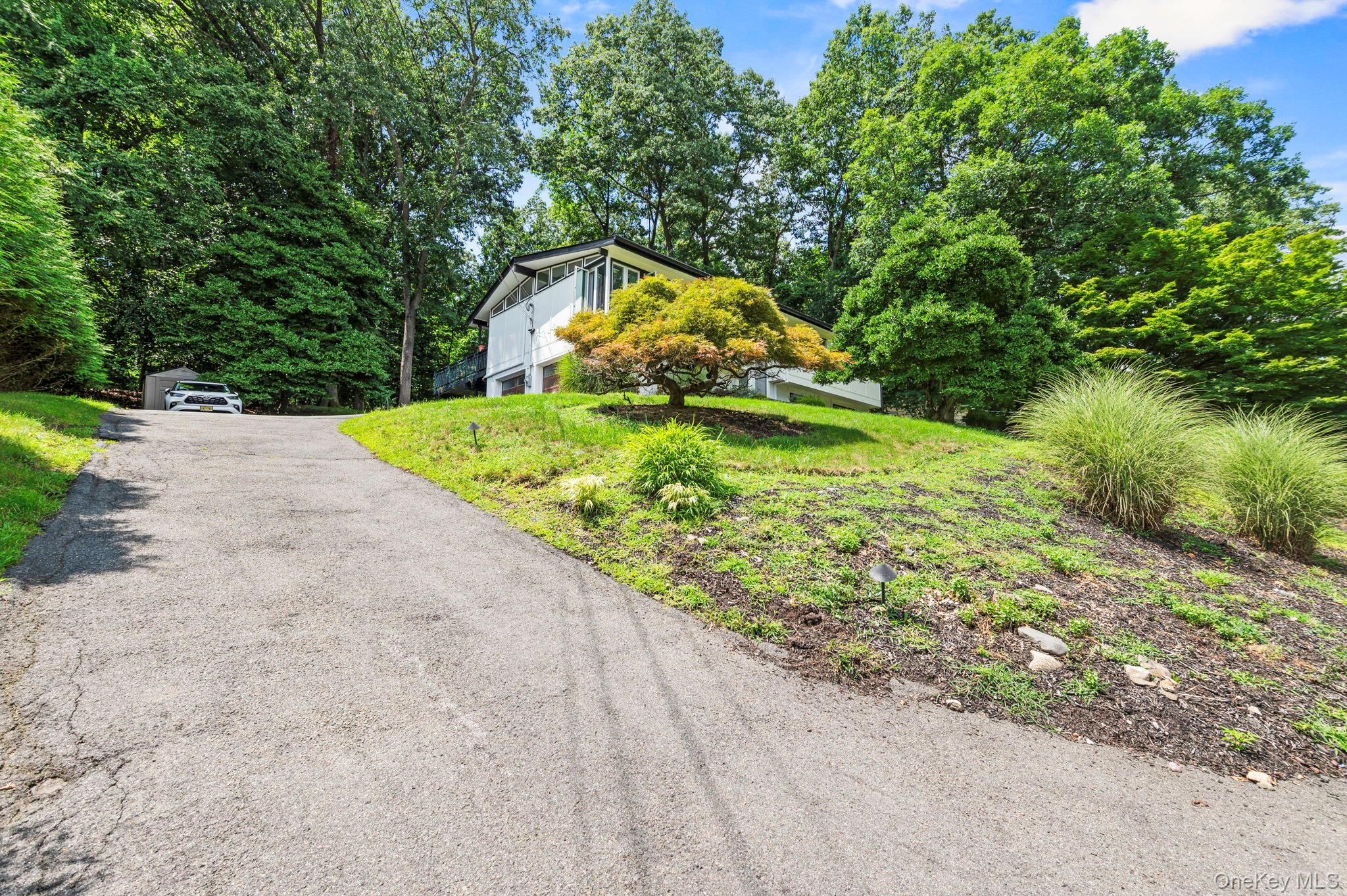 25 Ackerman Avenue – For Sale photo 2