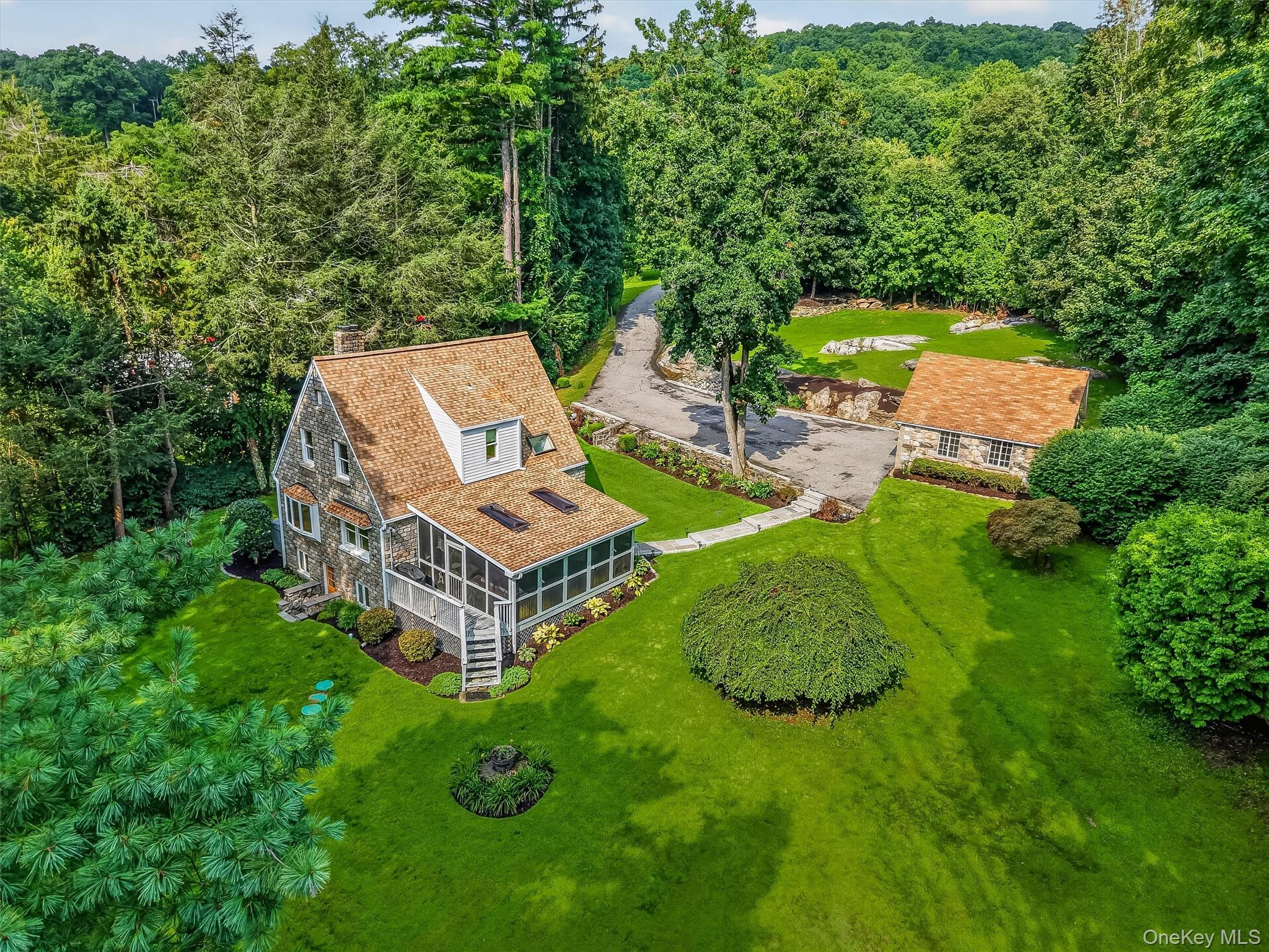811 Farmers Mills Road – For Sale photo 2