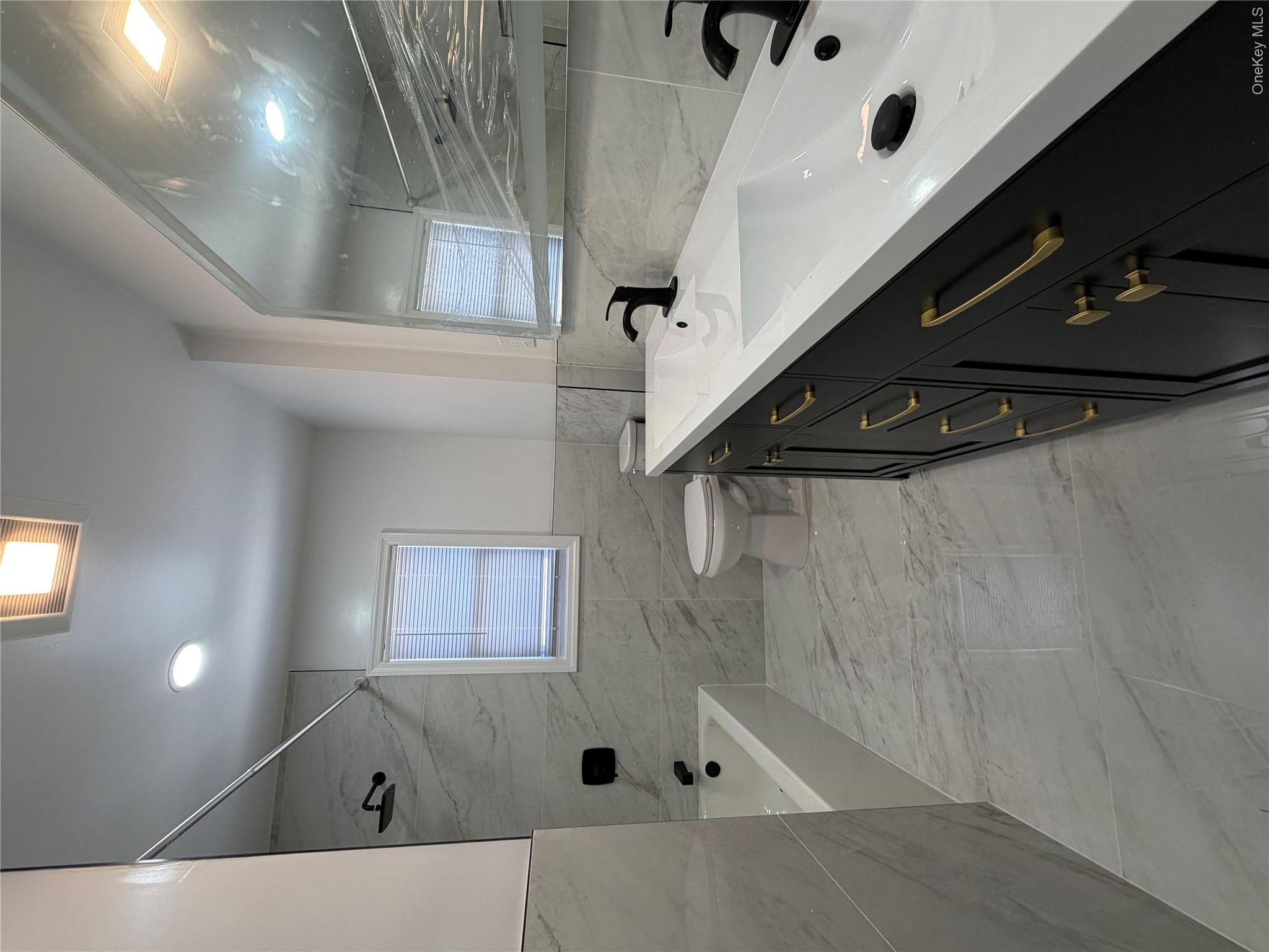 21 Cochran Place – For Rent photo 4