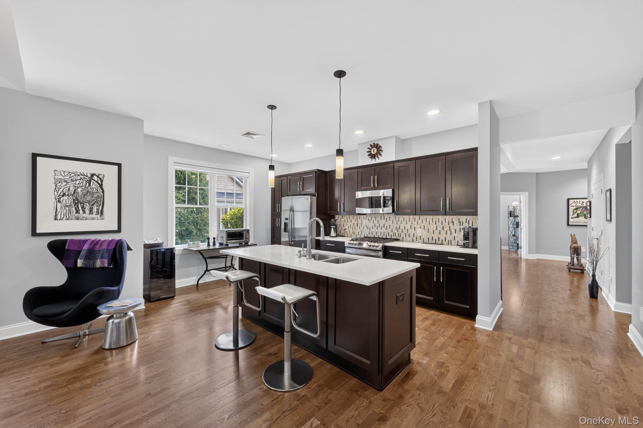 1 Maggie May Way – For Sale photo 3