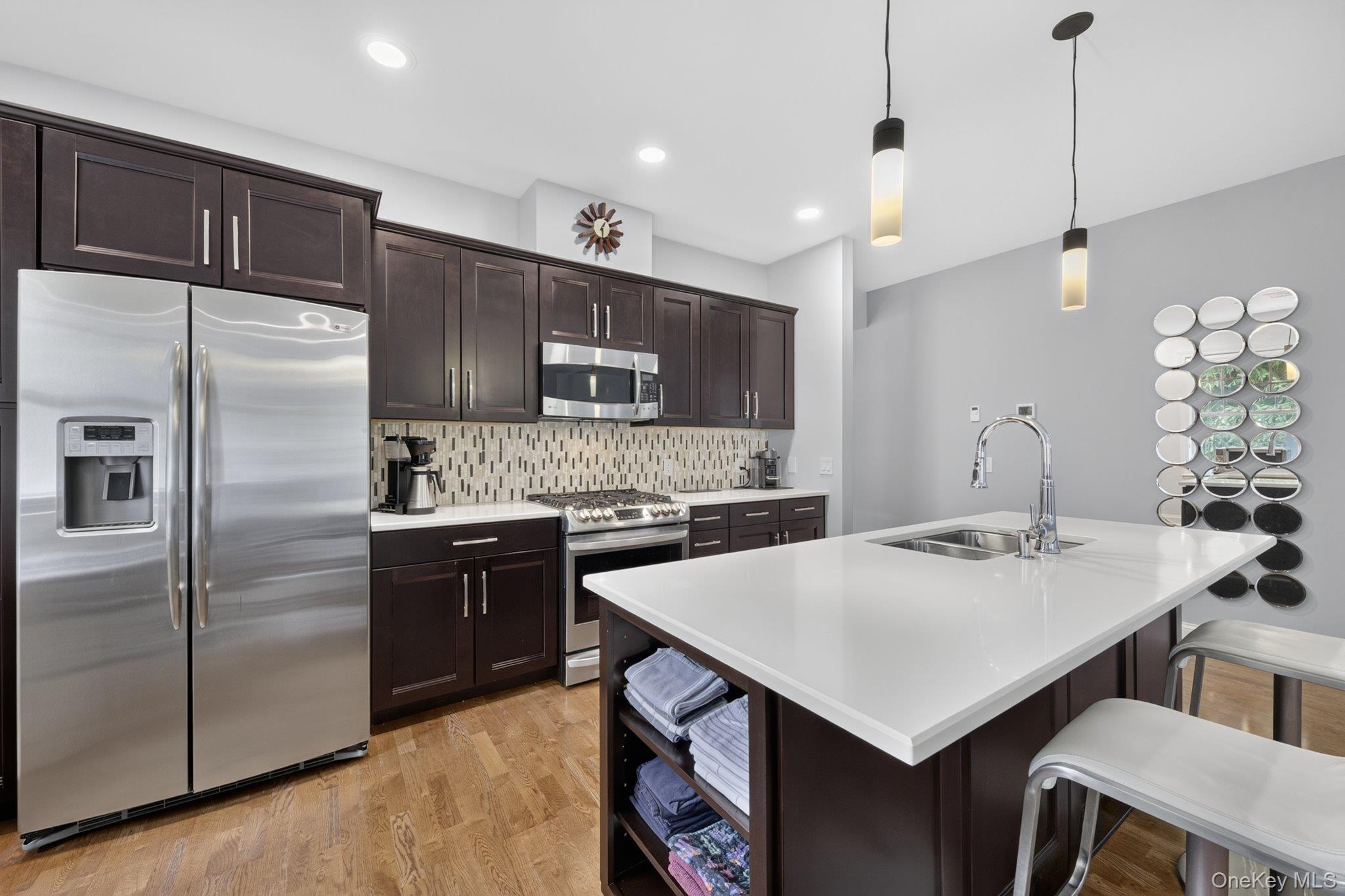 1 Maggie May Way – For Sale photo 4
