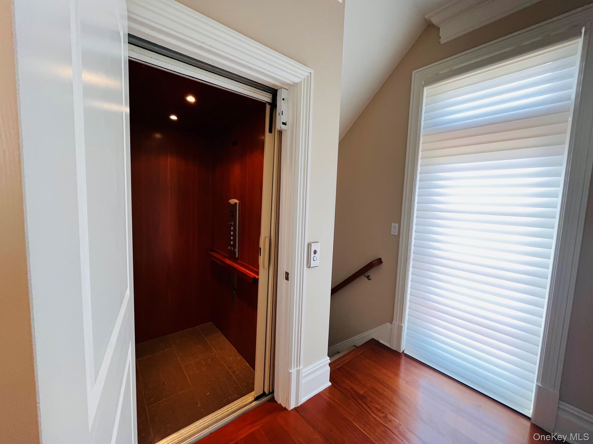 143 W Main Street – For Sale photo 8