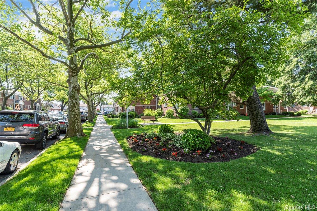 197-09 Dunton Avenue, Unit 1A photo 4