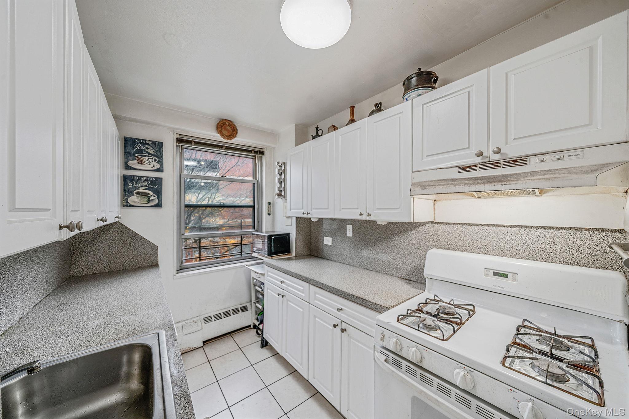 61-25 97th Street, Unit 2B photo 10