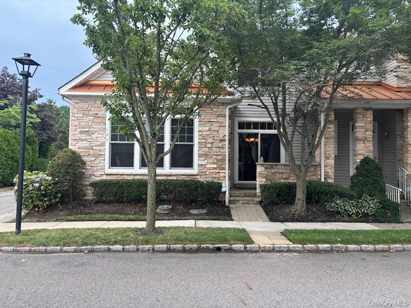 123 Links Court – For Sale