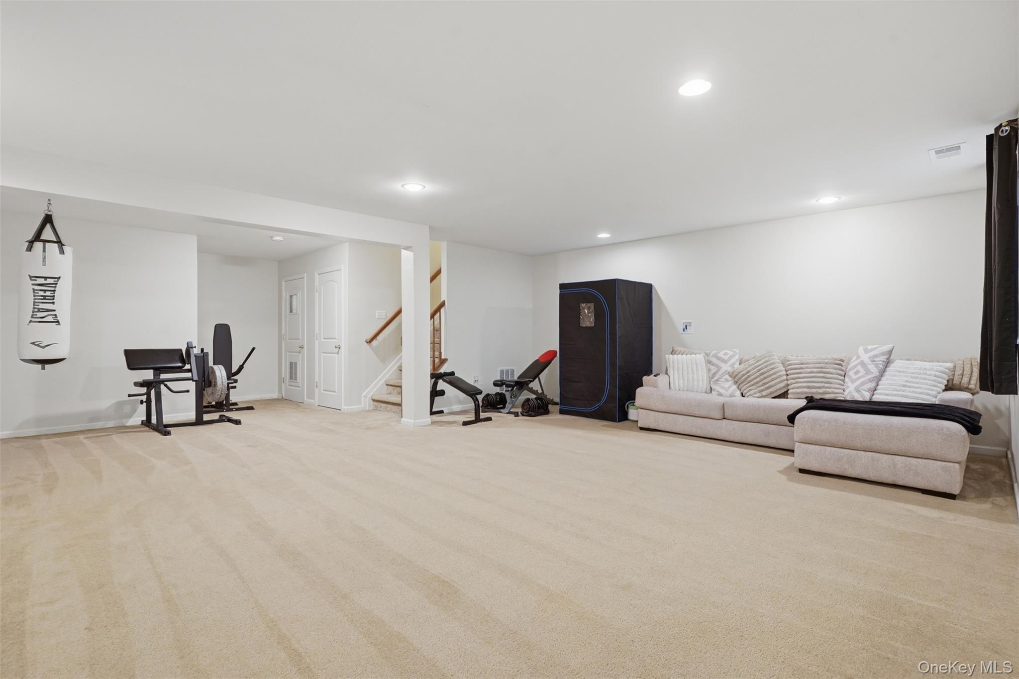 58 Cobblestone Lane – For Sale photo 33