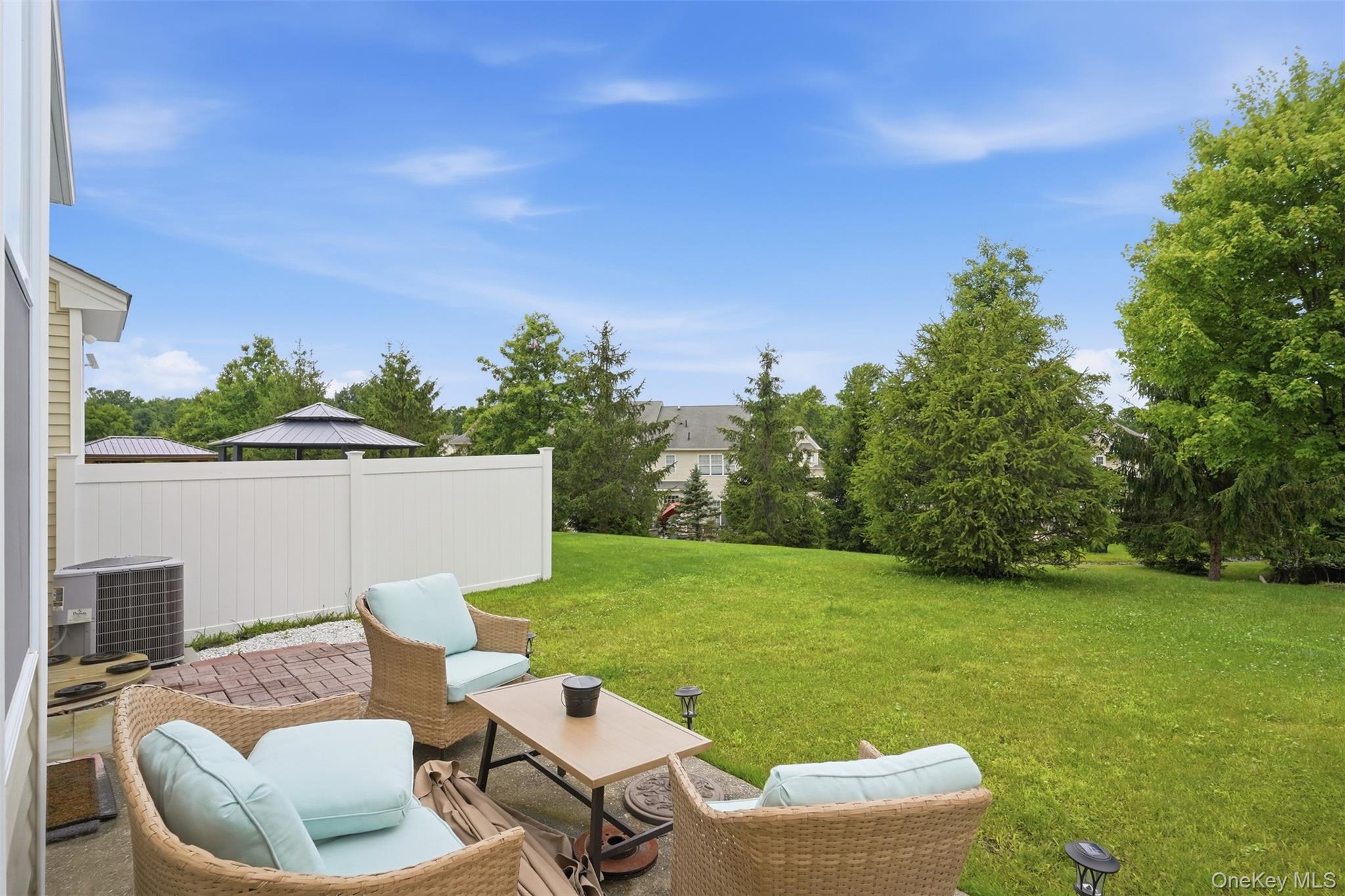 58 Cobblestone Lane – For Sale photo 37