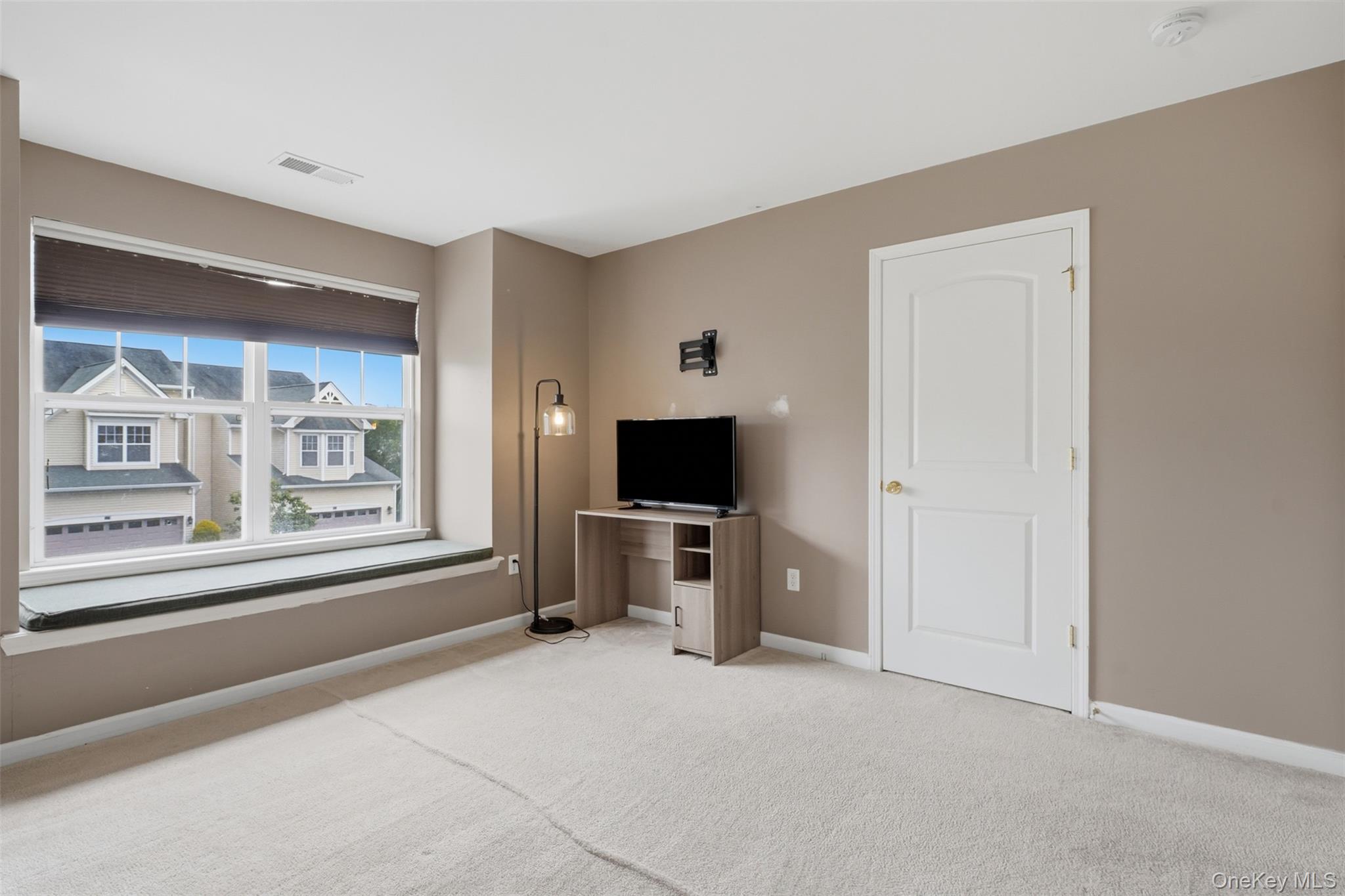 58 Cobblestone Lane – For Sale photo 29