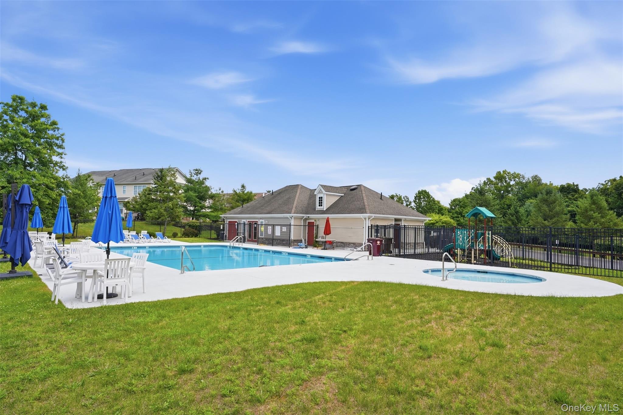 58 Cobblestone Lane – For Sale photo 46