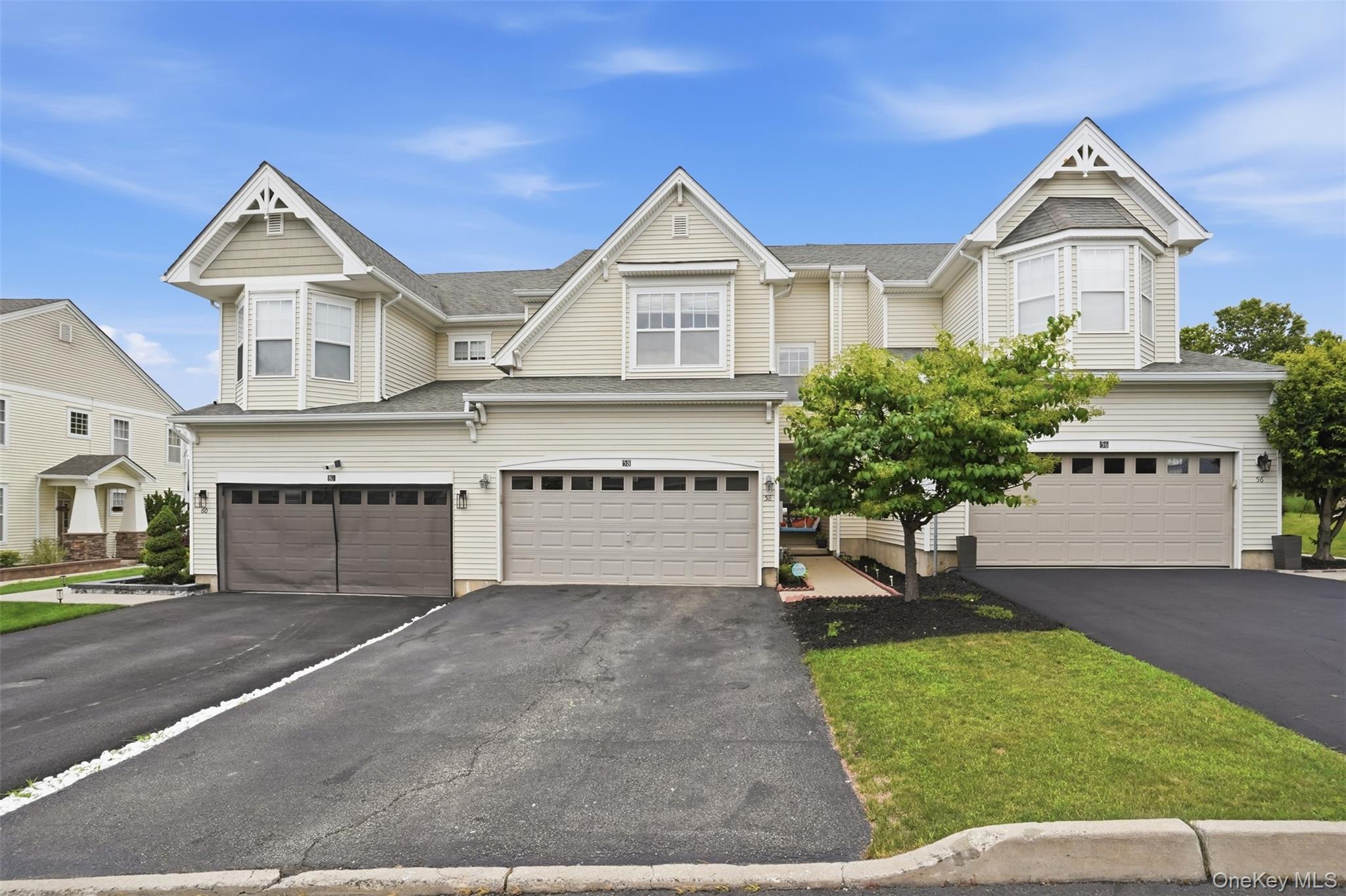 58 Cobblestone Lane – For Sale