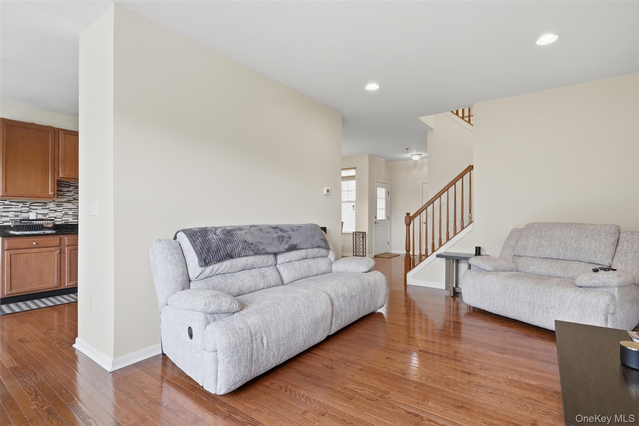58 Cobblestone Lane – For Sale photo 8
