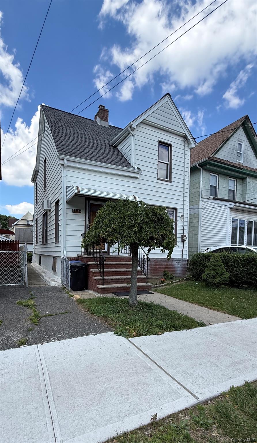 9526 108th Street – For Sale