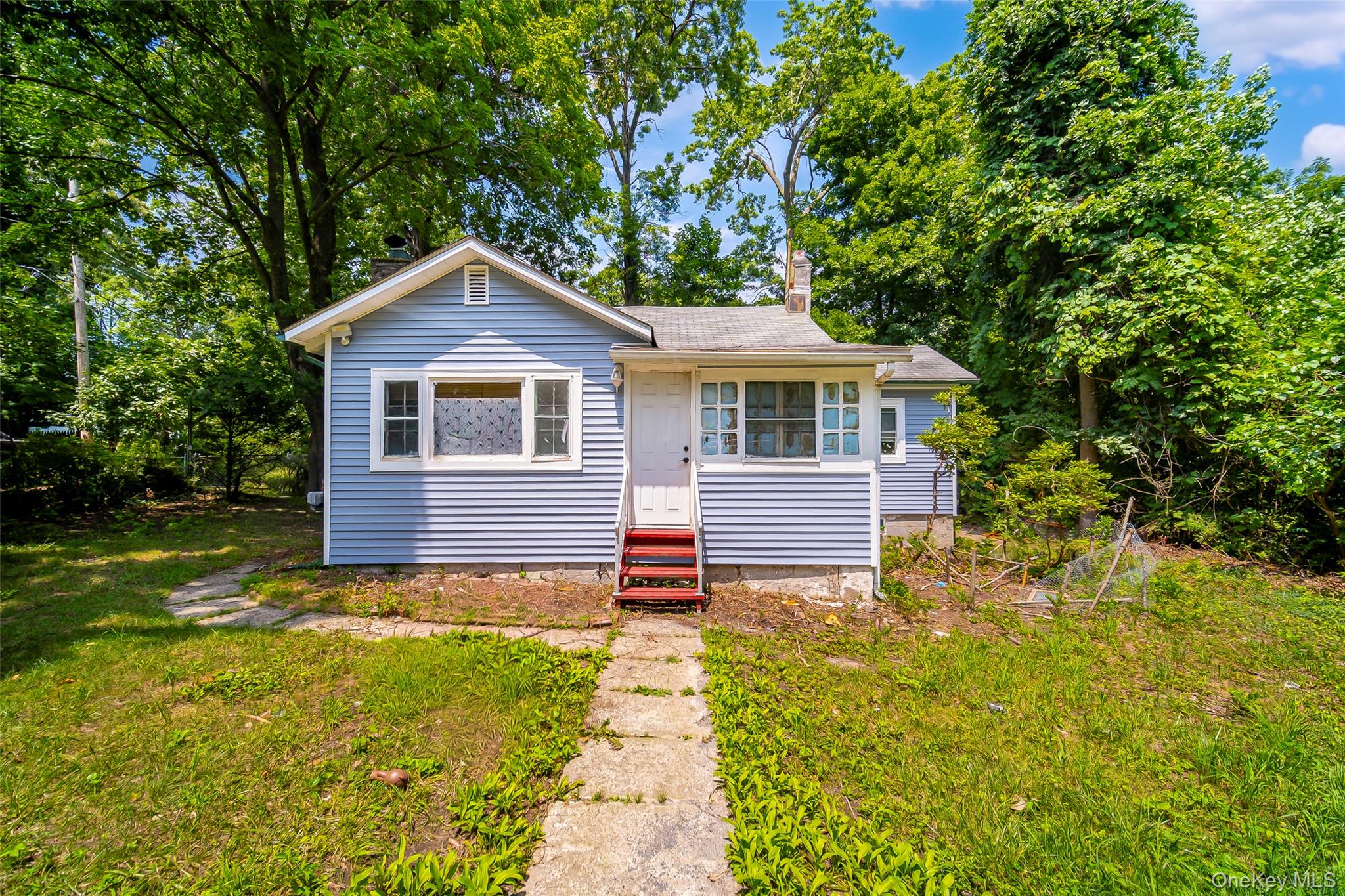 18 Paradise Trail – For Sale