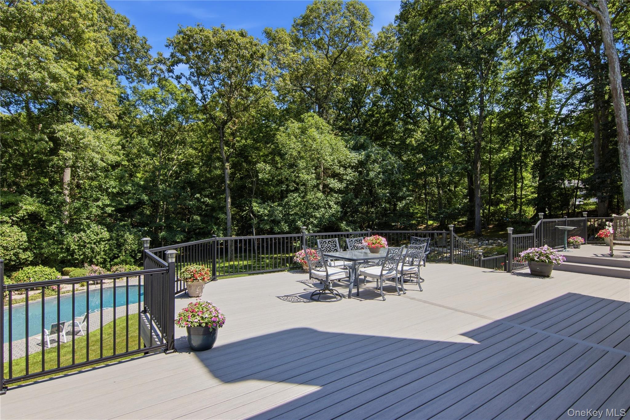 55 Meadow Glen Road – For Sale photo 40