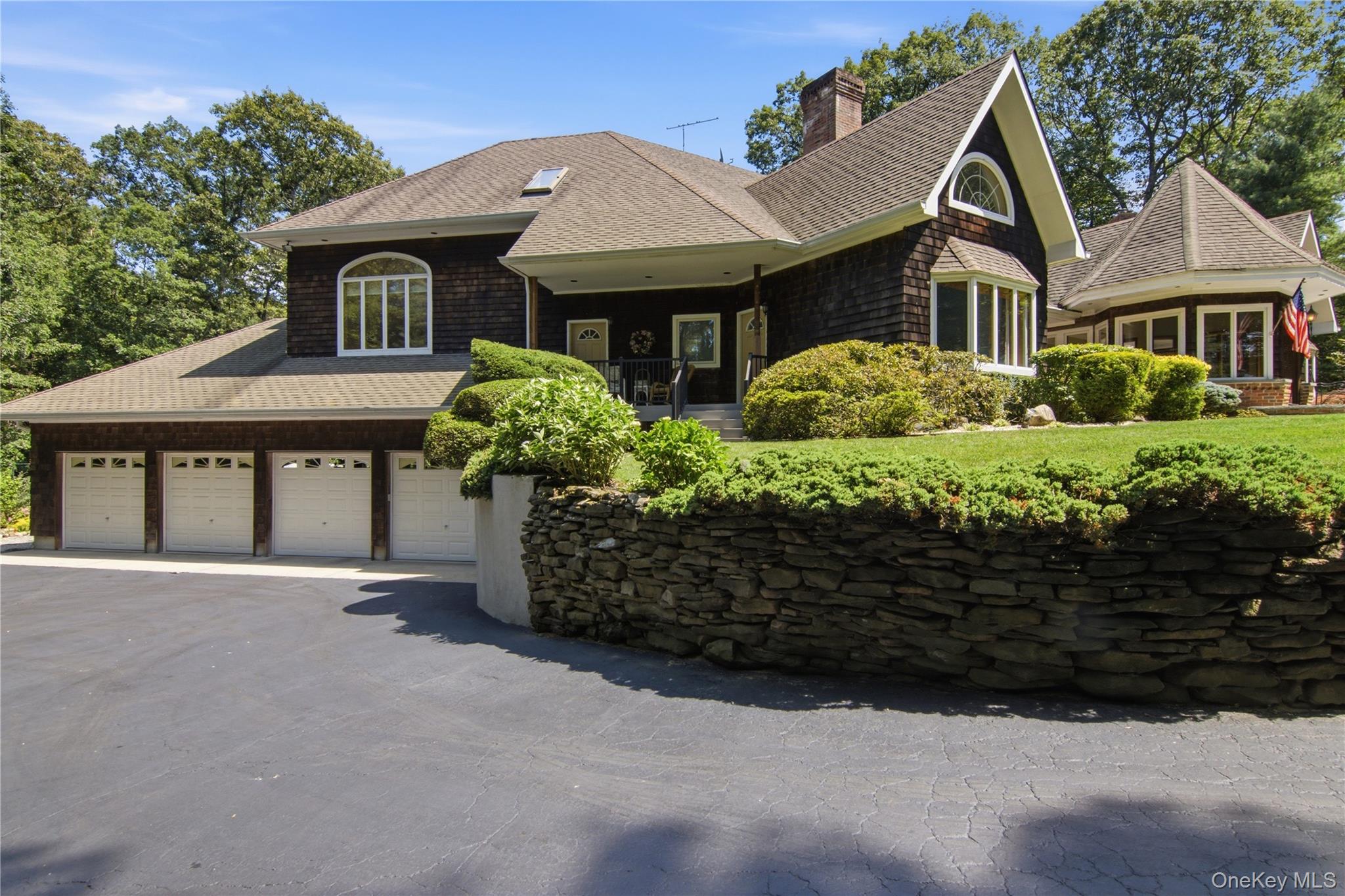 55 Meadow Glen Road – For Sale