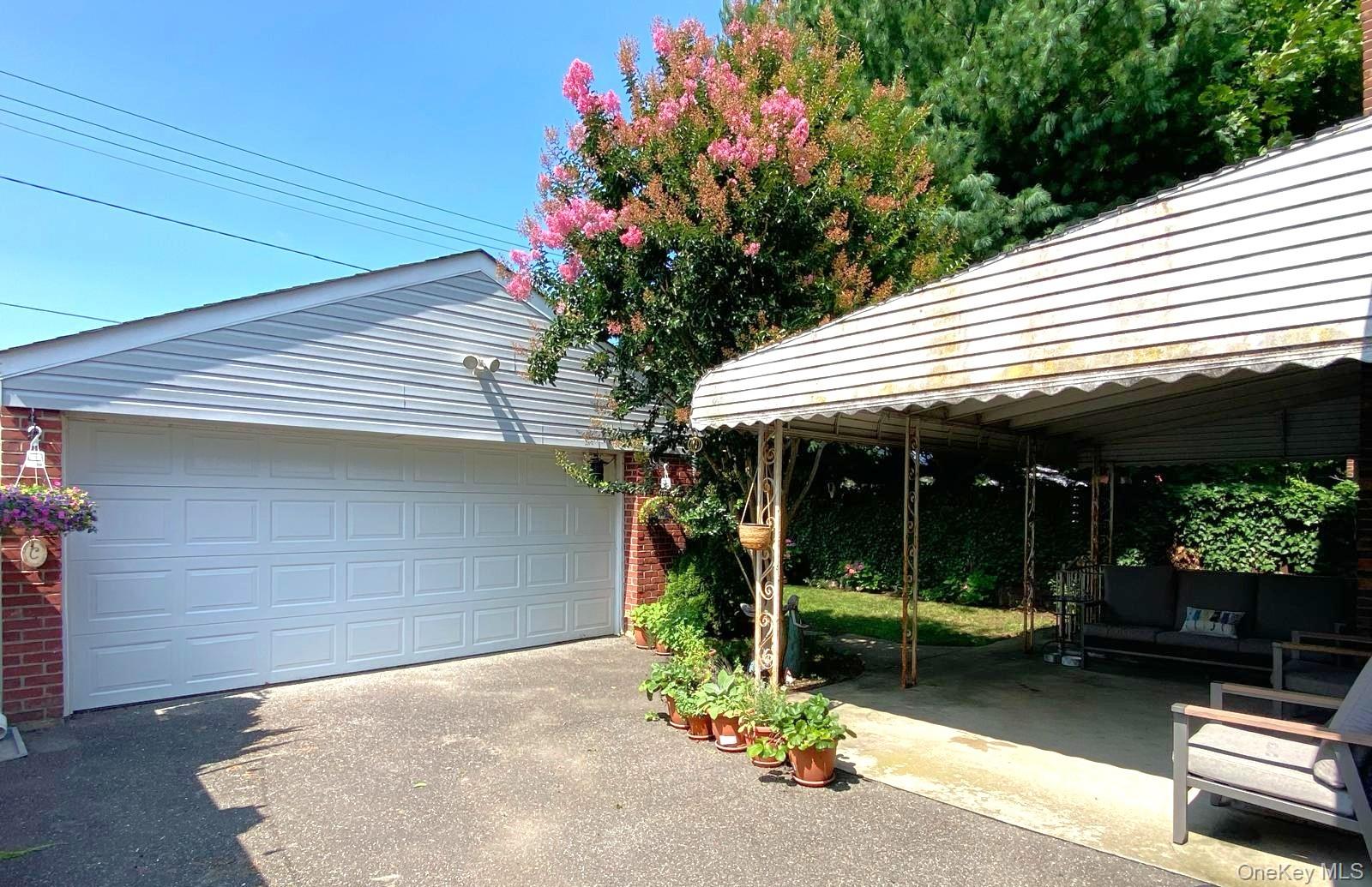 98 Albertson Place – For Sale photo 24